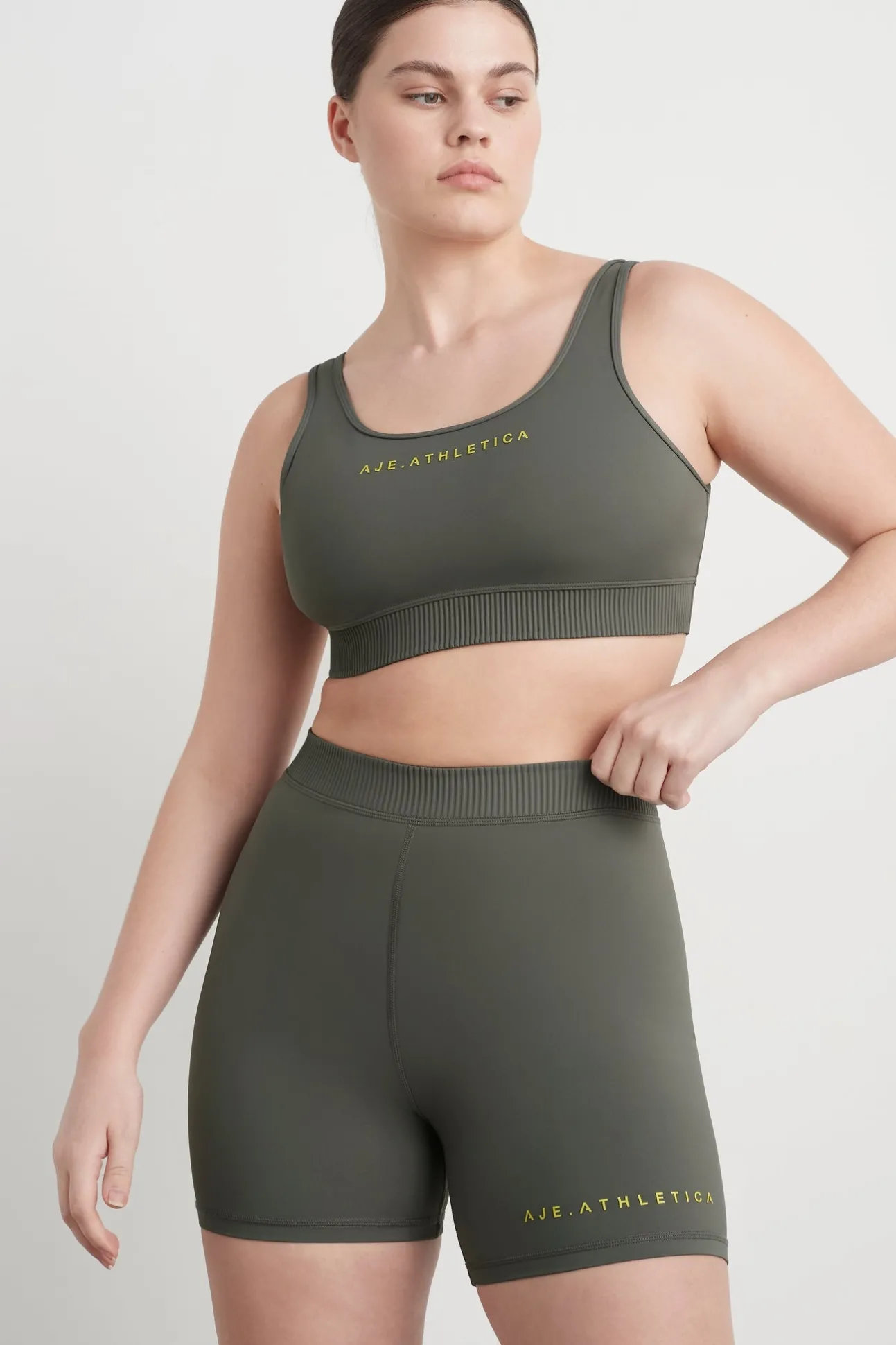 pintuck_effect_sports_bra_8.webp Pintuck Effect Sports Bra 327