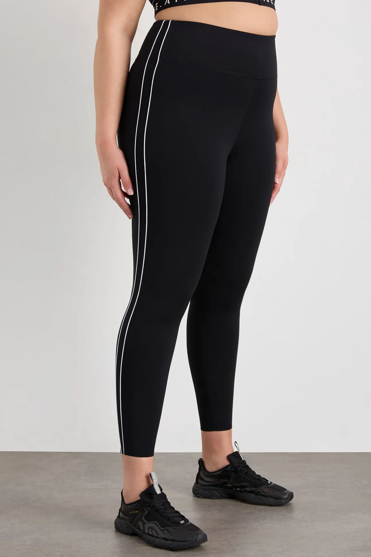 piped_side_ankle_length_l_10.webp Piped Side Ankle Length Legging 299