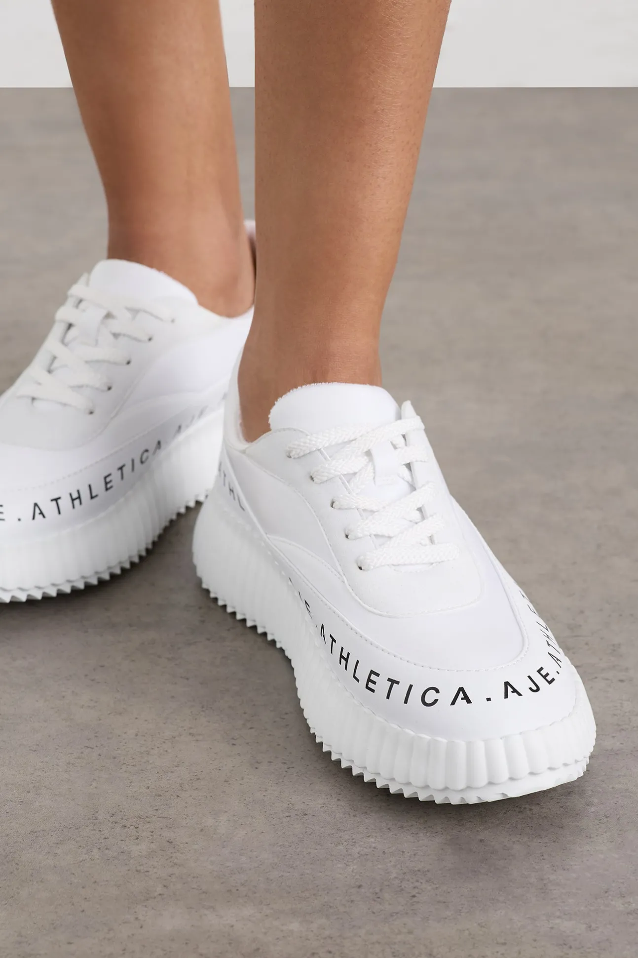 platform_sole_sneaker__3.webp Platform Sole Sneaker 955