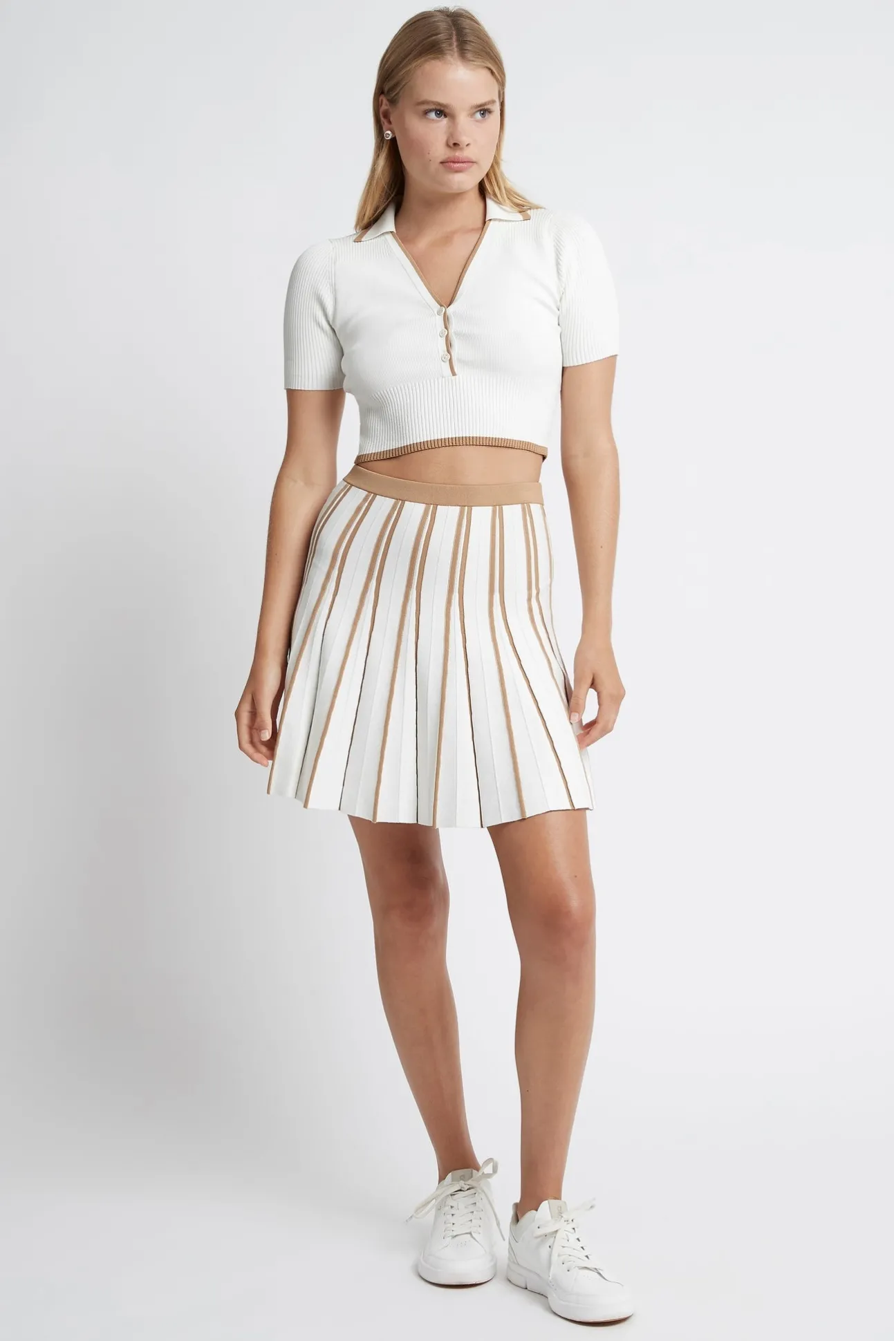 pleated_knit_mini_skirt__5-1.webp Pleated Knit Mini Skirt 611