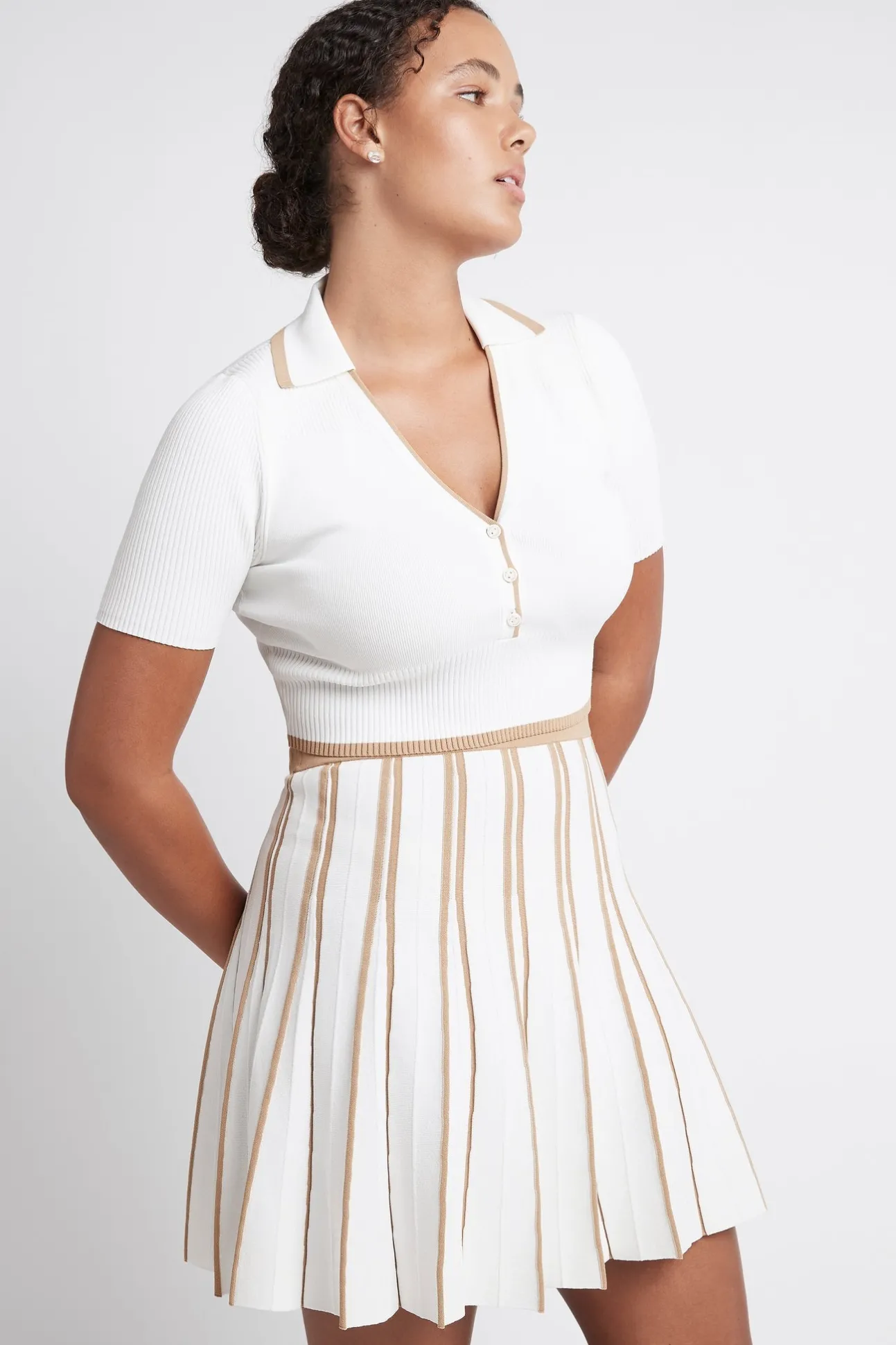 pleated_knit_mini_skirt__7-1.webp Pleated Knit Mini Skirt 611
