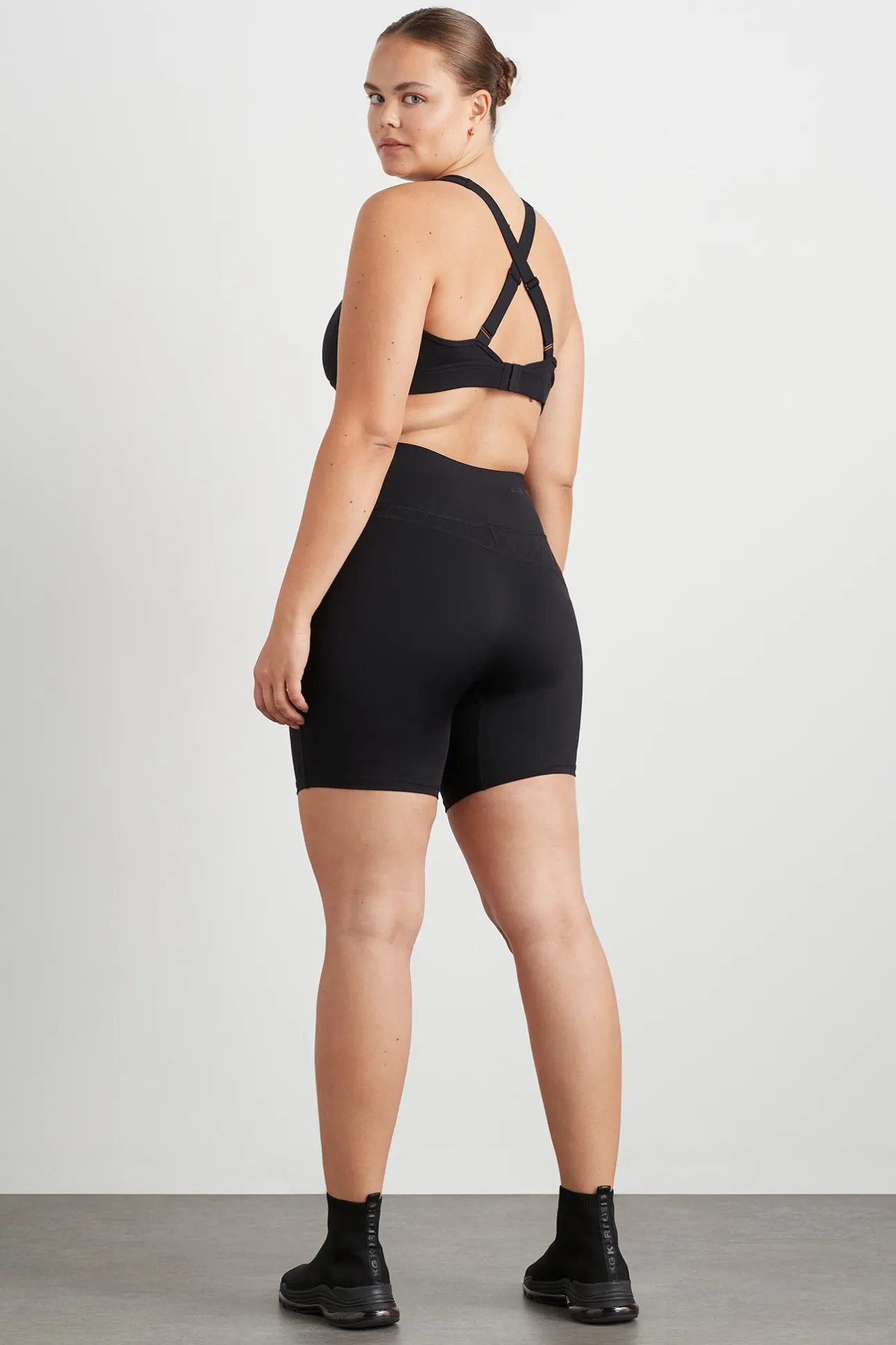 quilted_mid_length_short__13.webp Quilted Mid Length Short 629