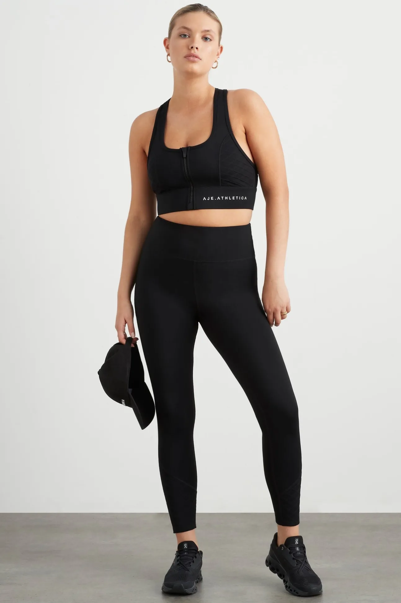 quilted_zip_front_bra__7.webp Quilted Zip Front Bra 329