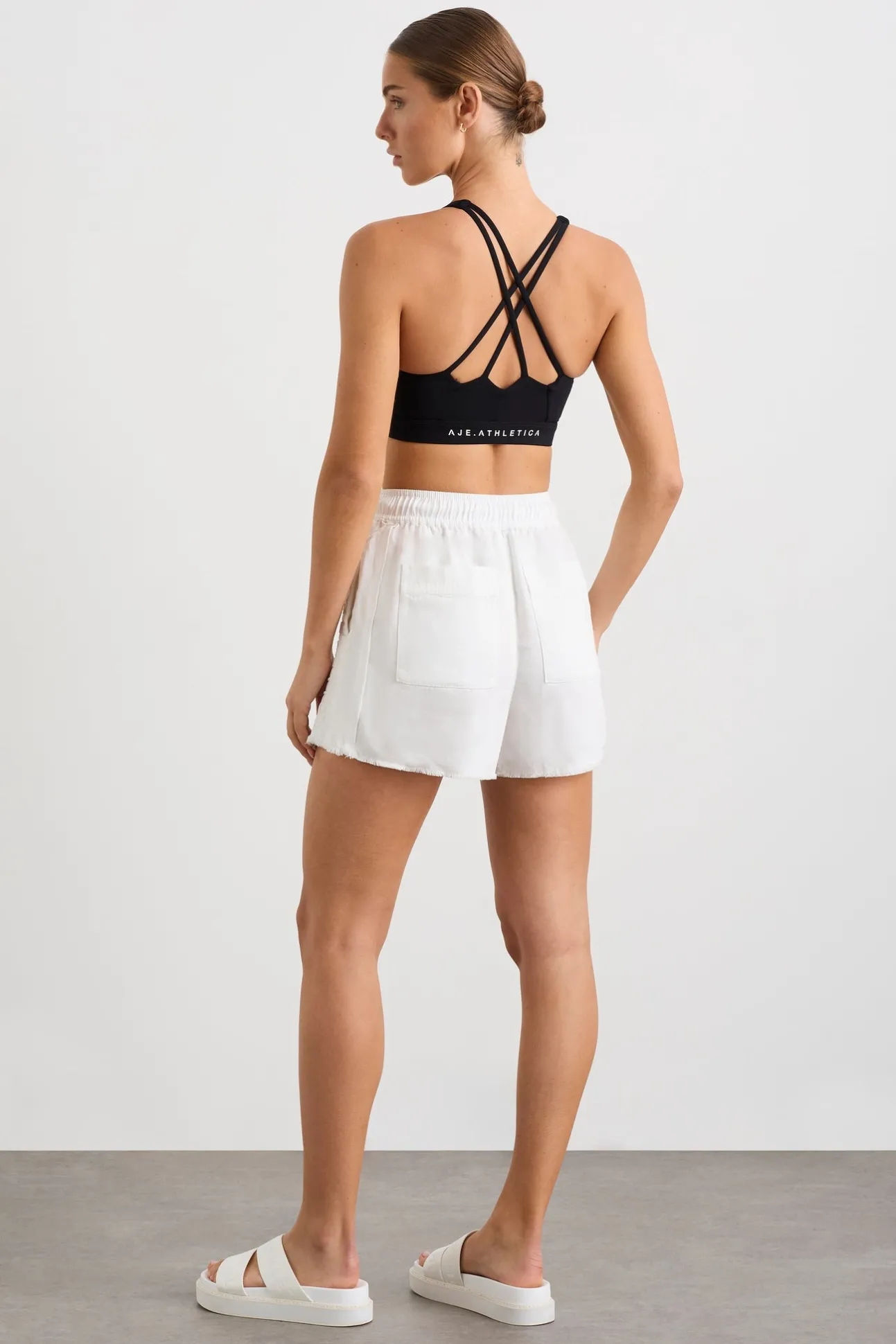 ruched_crossback_bra__5-1.webp Ruched Crossback Bra 353