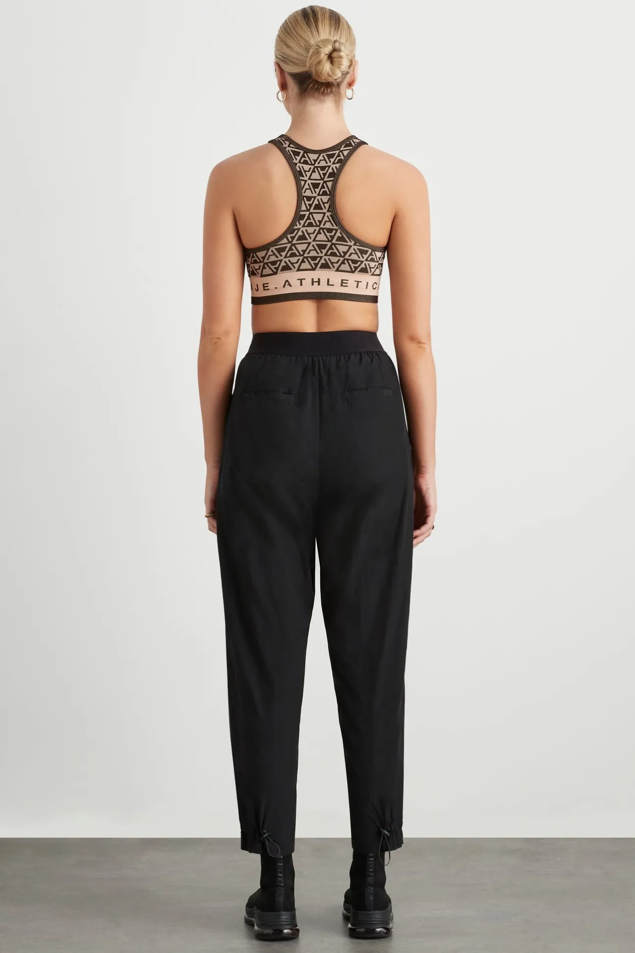 seamless_crop_top__4.webp Seamless Crop Top 331