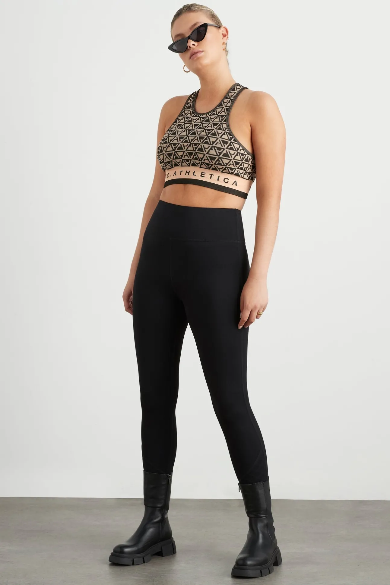 seamless_crop_top__6.webp Seamless Crop Top 331