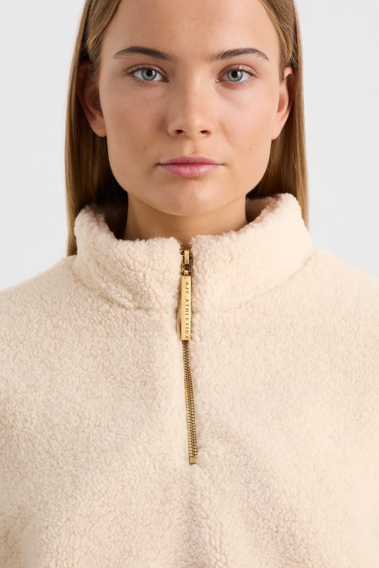 sherpa_cropped_jumper__3.webp Sherpa Cropped Jumper 435