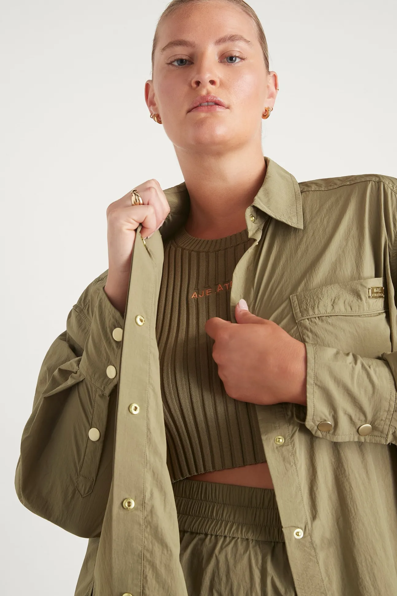 side_split_windbreaker_sh_15-2.webp Side Split Windbreaker Shirt 406