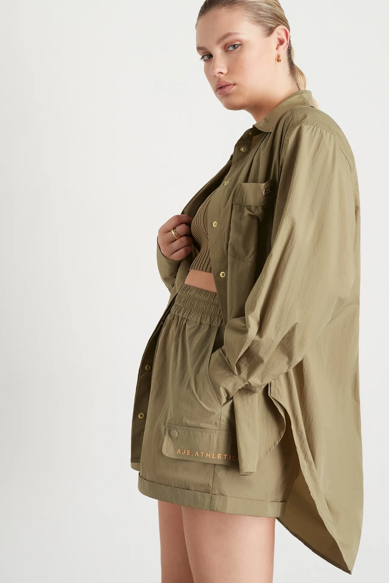 side_split_windbreaker_sh_9-3.webp Side Split Windbreaker Shirt 406