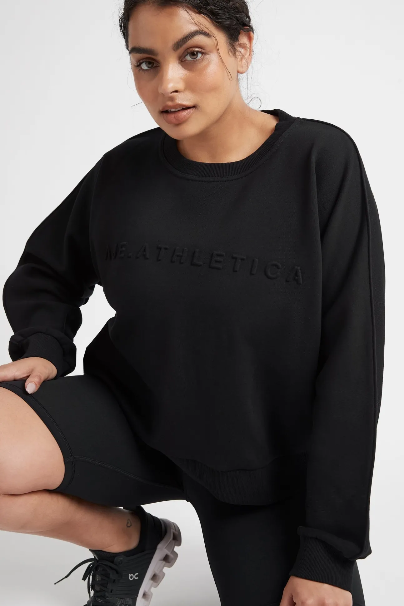 signature_embossed_logo_c_13.webp Signature Embossed Logo Crew Jumper 401