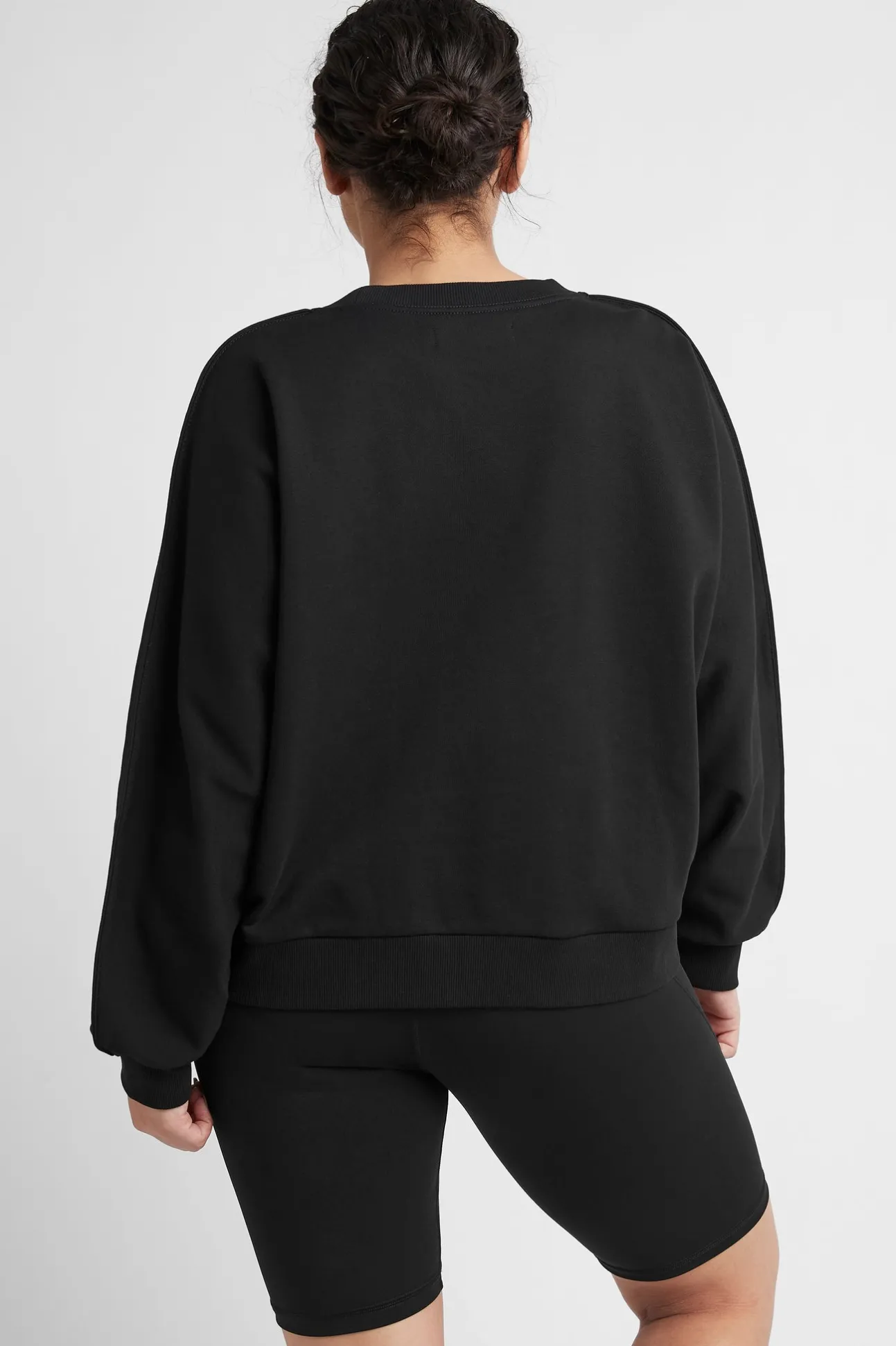 signature_embossed_logo_c_14.webp Signature Embossed Logo Crew Jumper 401