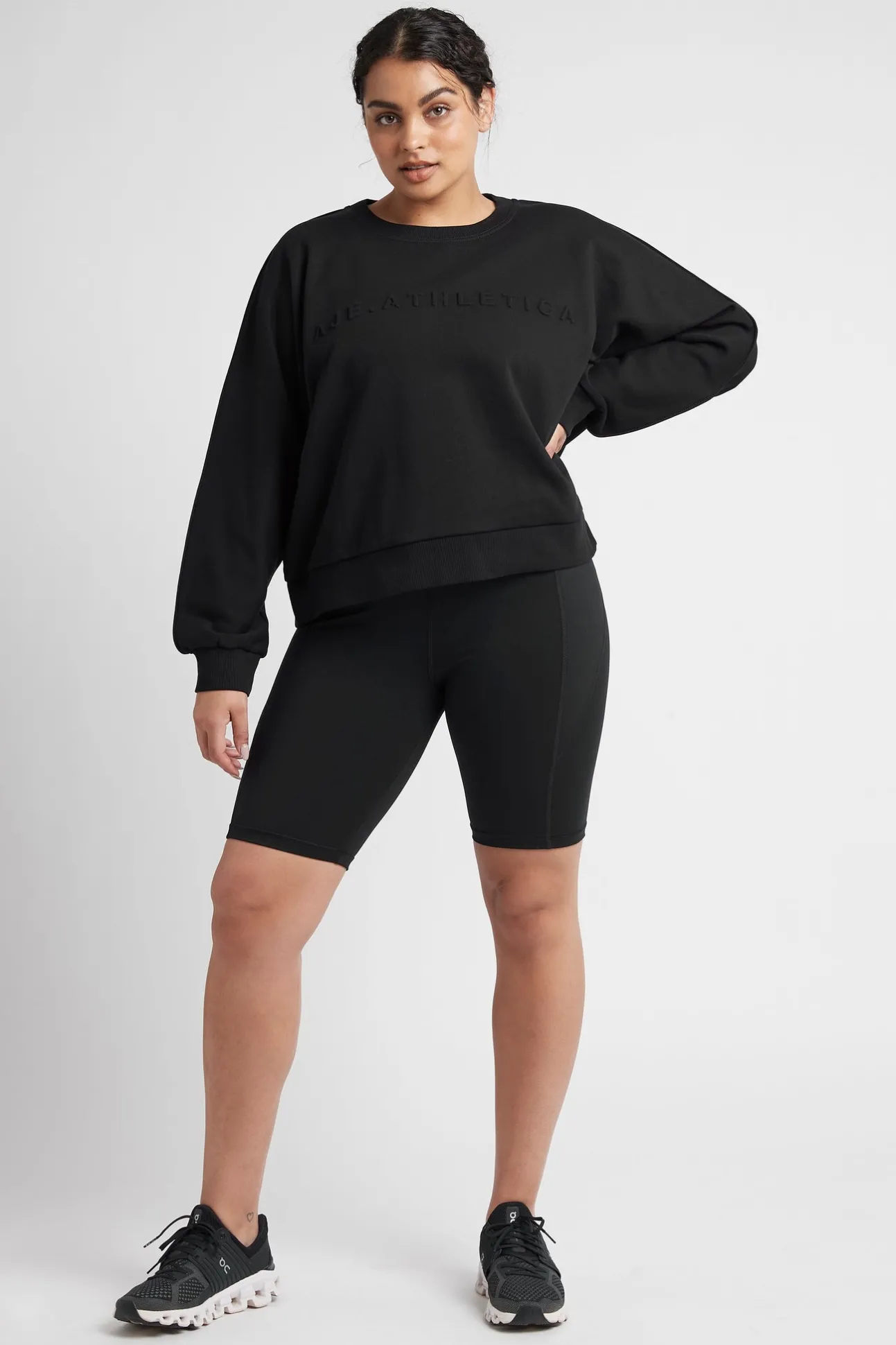 signature_embossed_logo_c_15.webp Signature Embossed Logo Crew Jumper 401