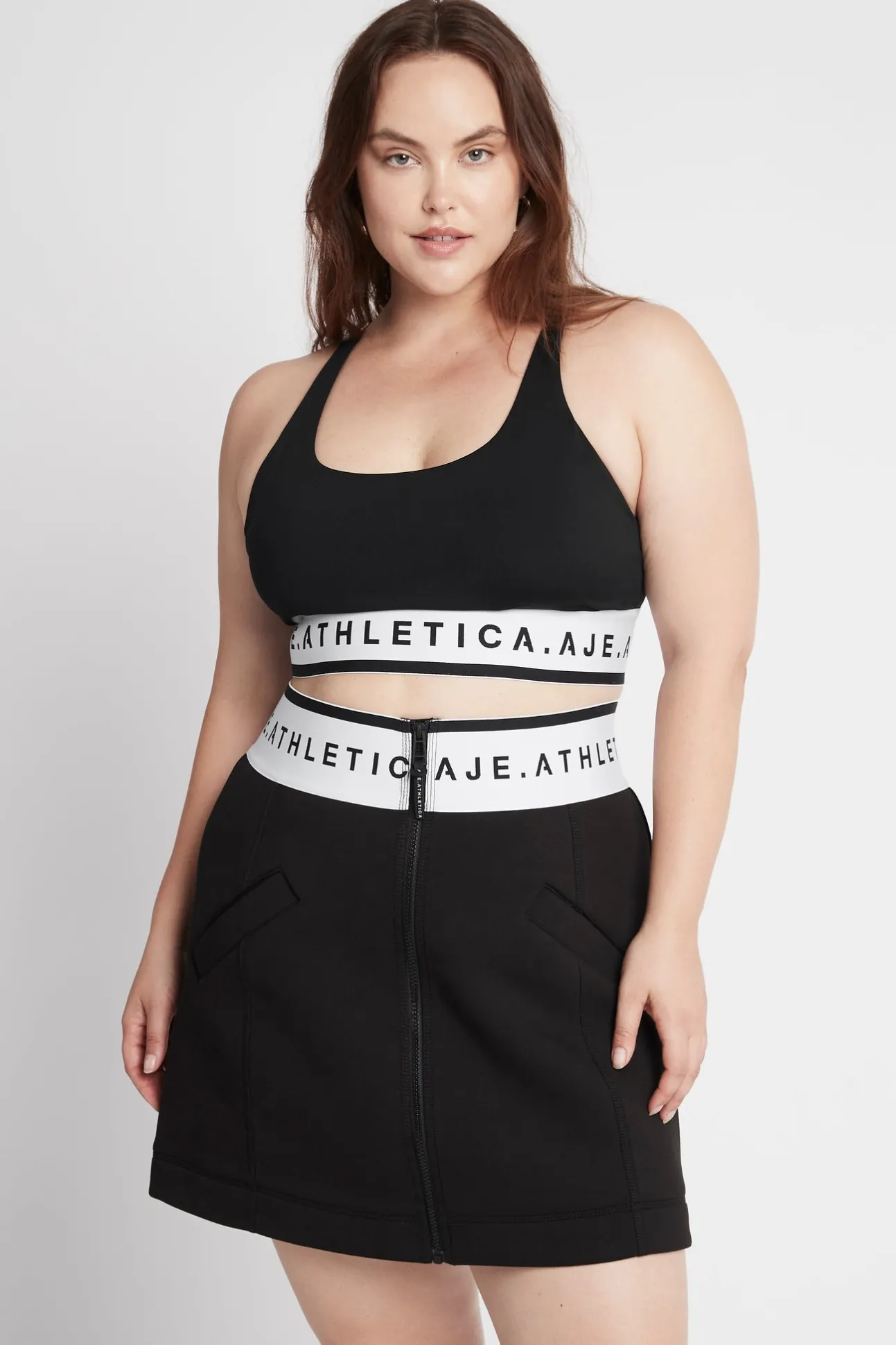 signature_logo_sports_bra_11.webp Signature Logo Sports Bra 313