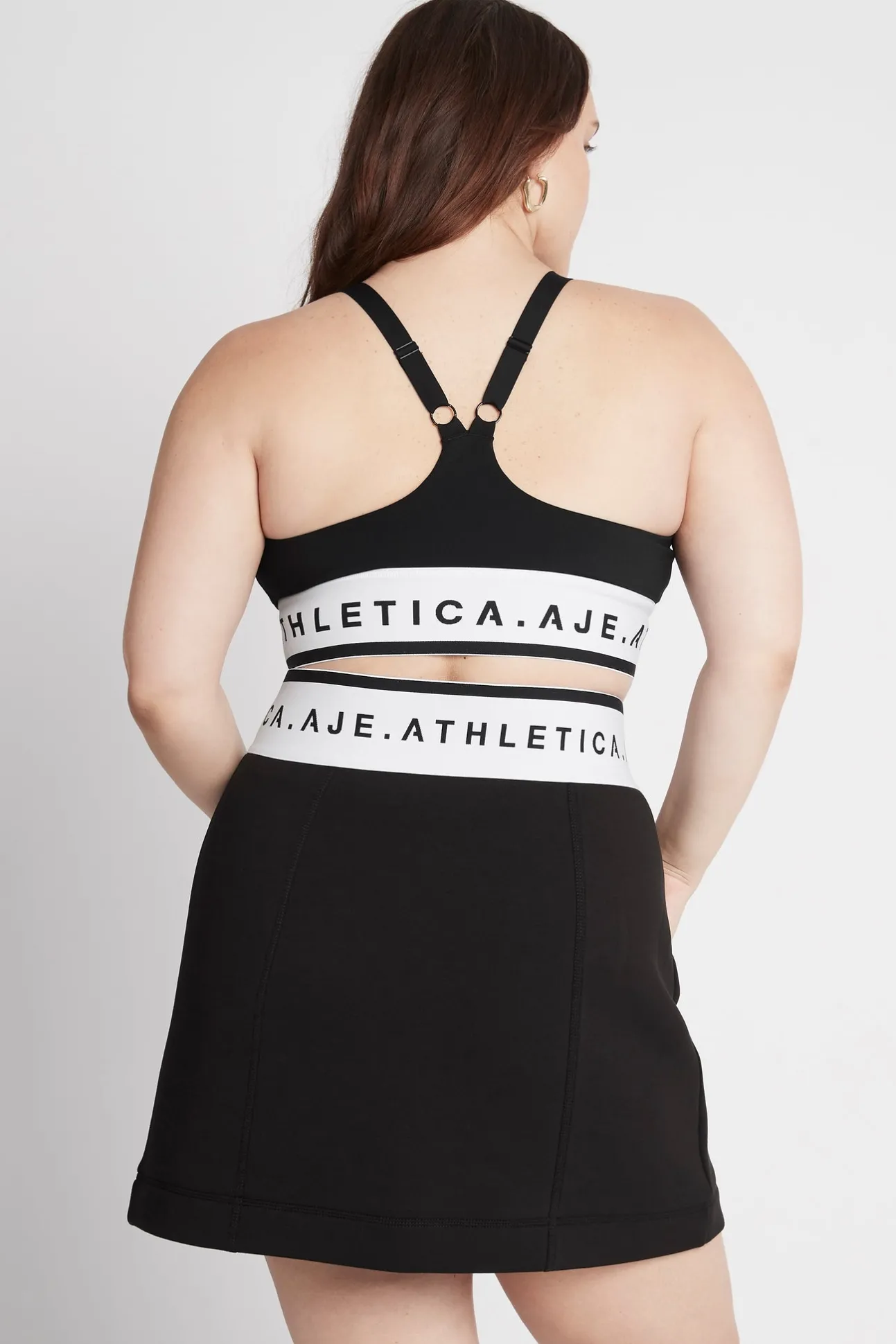 signature_logo_sports_bra_13.webp Signature Logo Sports Bra 313