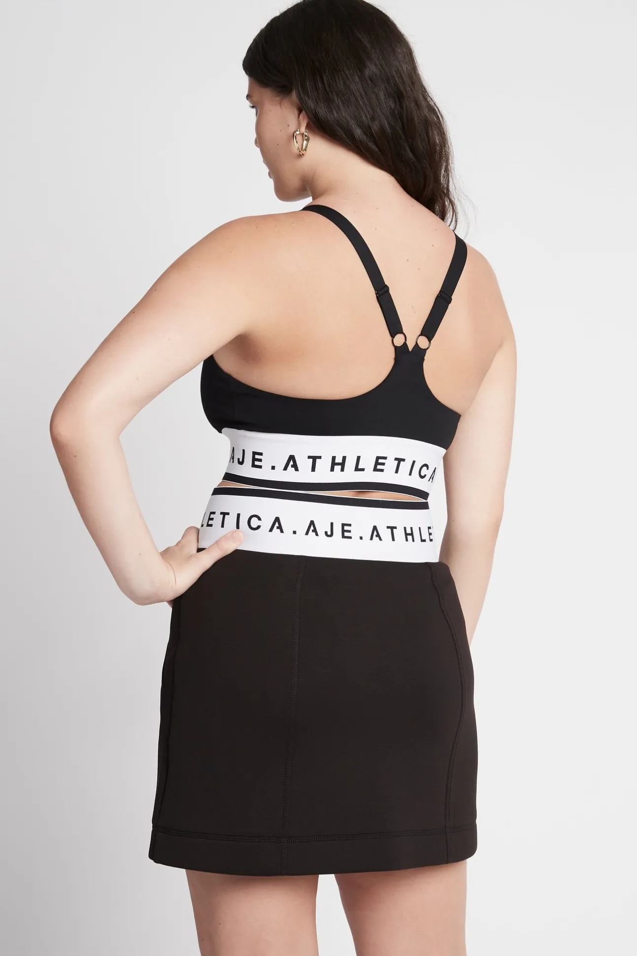 signature_logo_sports_bra_9.webp Signature Logo Sports Bra 313