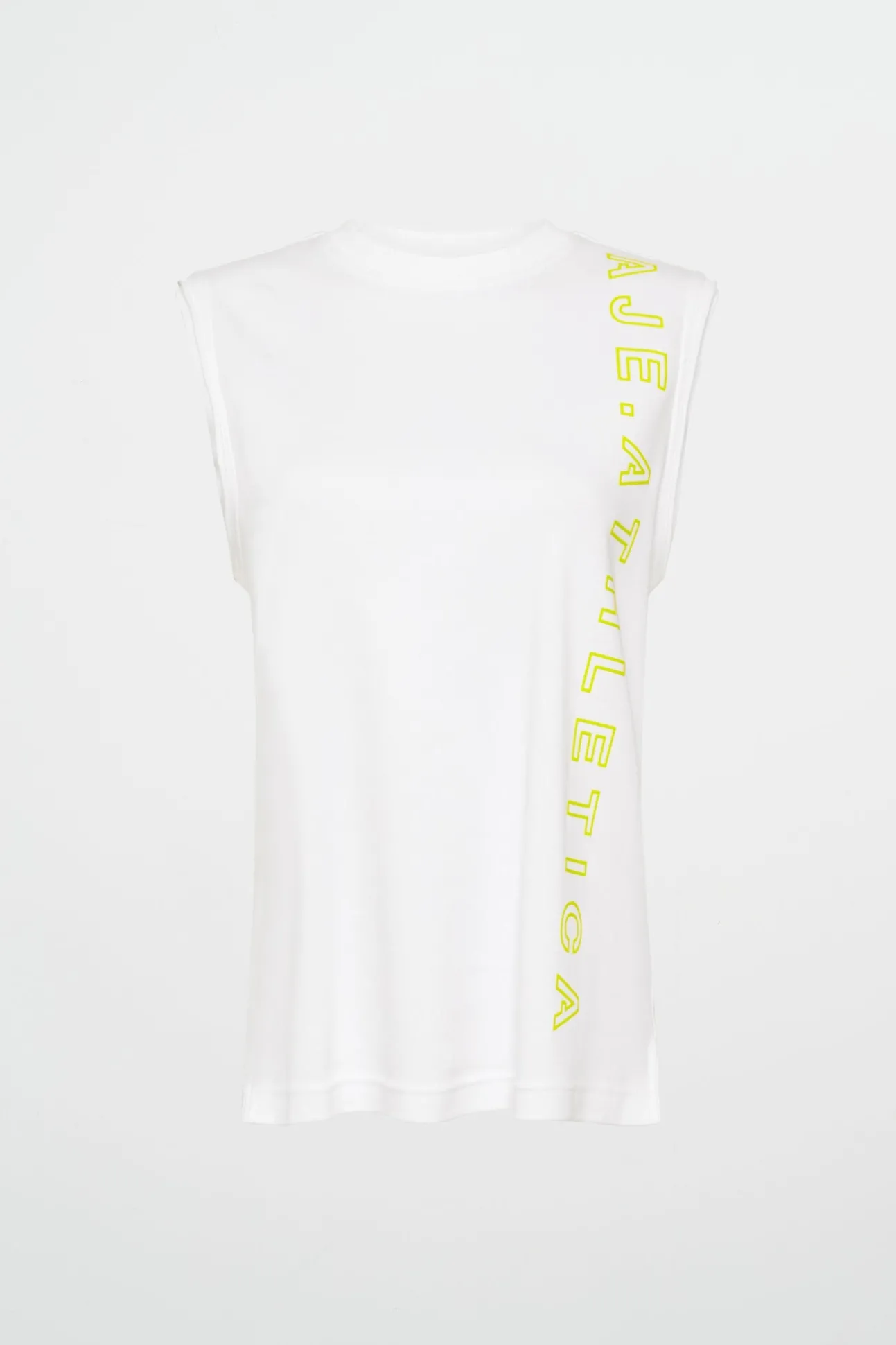 signature_logo_tank__1-1.webp Signature Logo Tank 101
