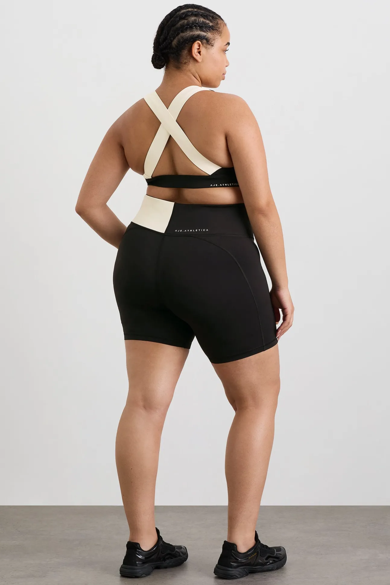 spliced_sports_bra__15.webp Spliced Sports Bra 305