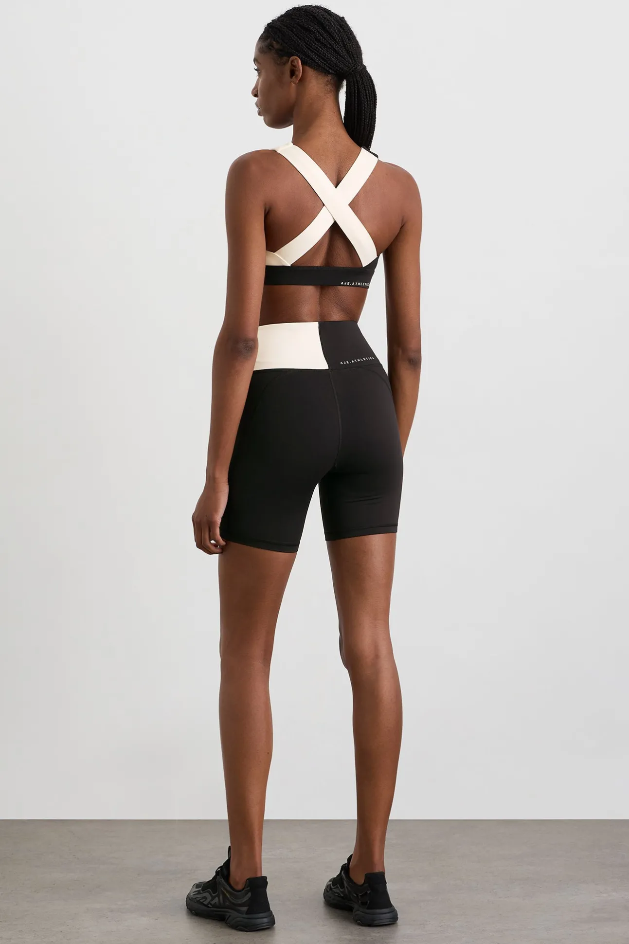 spliced_sports_bra__5.webp Spliced Sports Bra 305