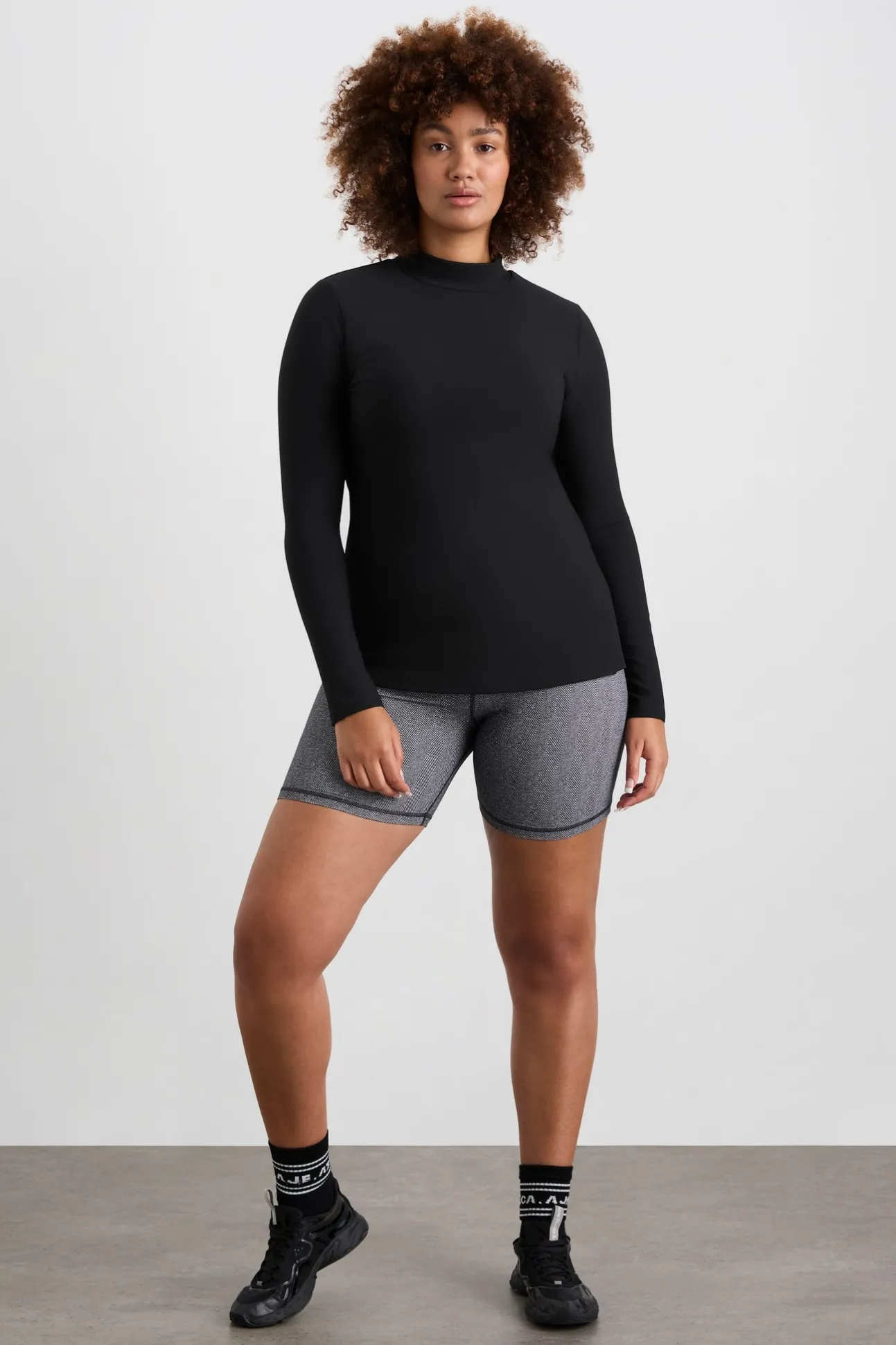 split_hem_mock_top__10-1.webp Split Hem Mock Top 434