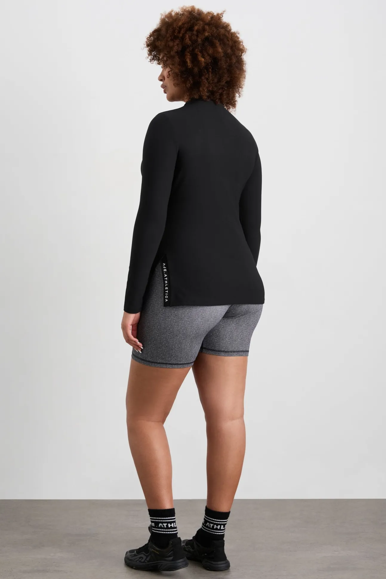split_hem_mock_top__12-1.webp Split Hem Mock Top 434