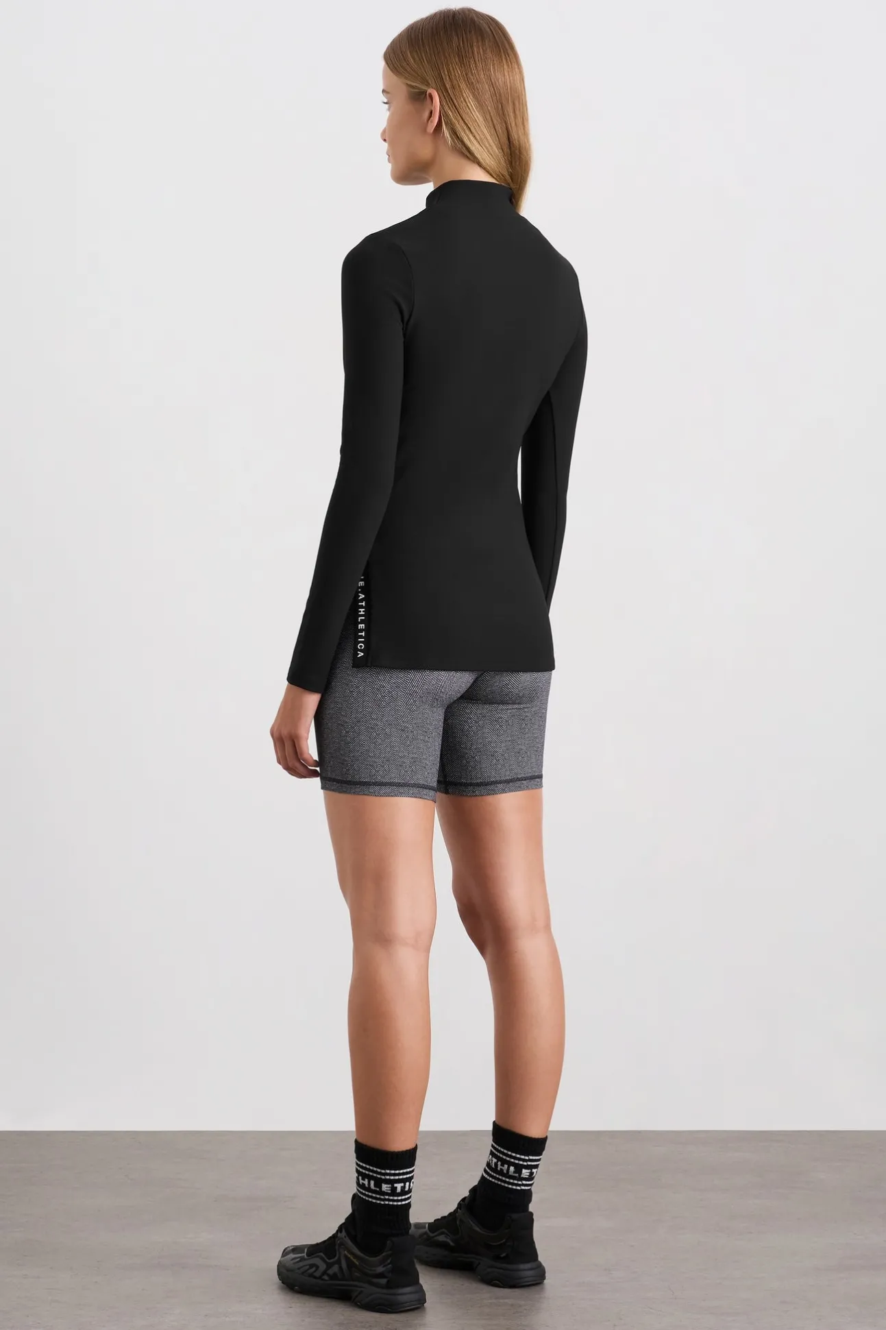 split_hem_mock_top__4-1.webp Split Hem Mock Top 434