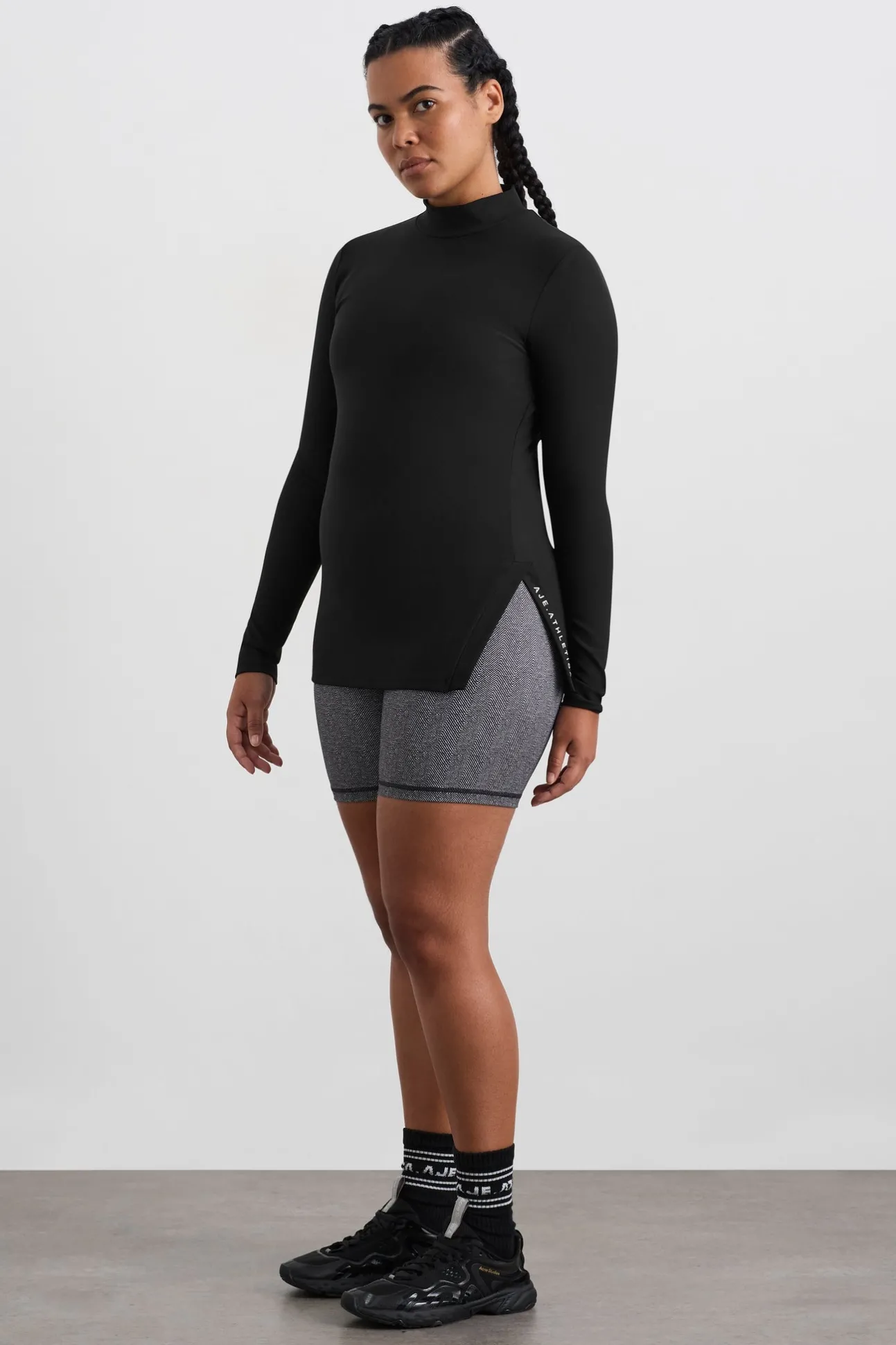 split_hem_mock_top__6-1.webp Split Hem Mock Top 434