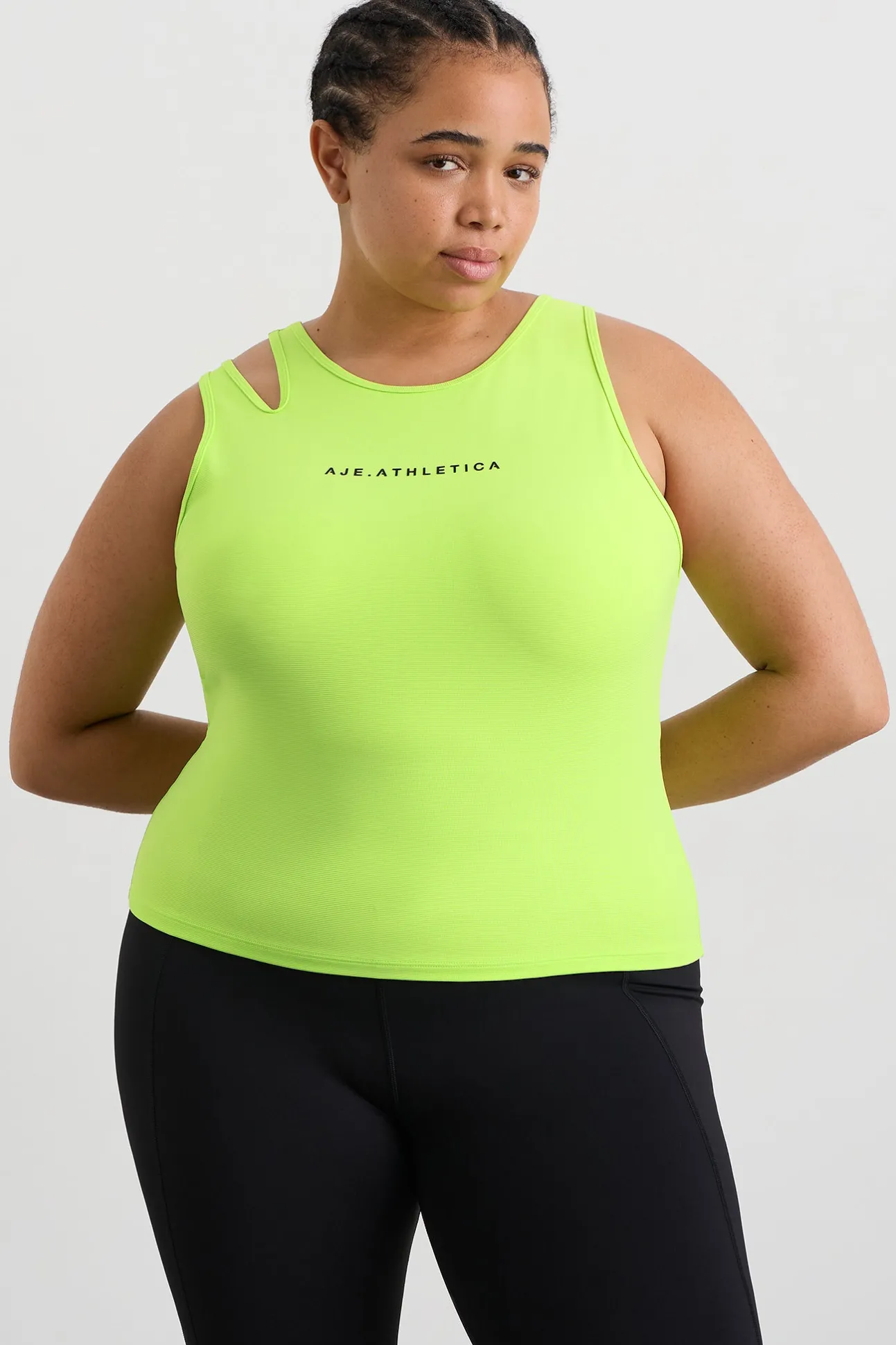 split_strap_tank__11.webp Split Strap Tank 147