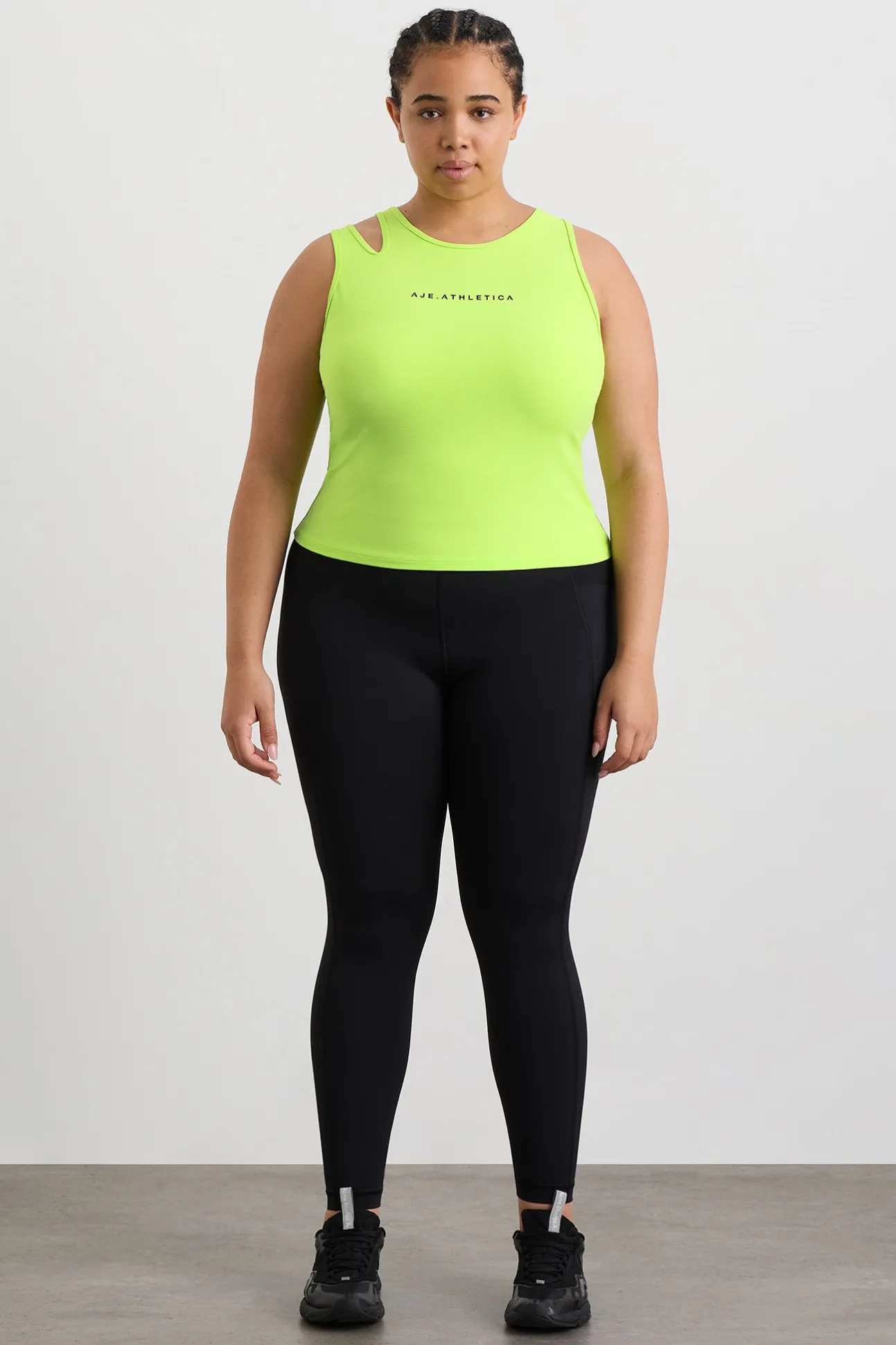 split_strap_tank__12.webp Split Strap Tank 147