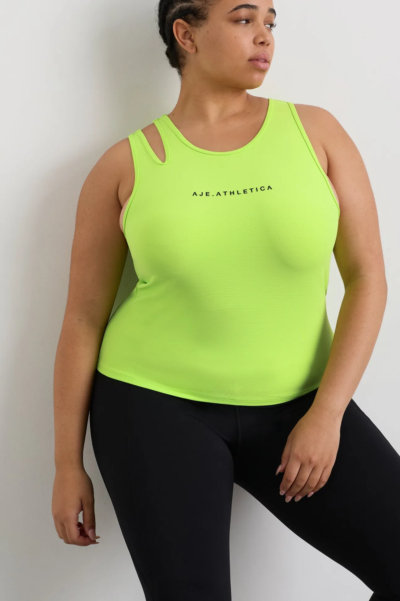 split_strap_tank__14.webp Split Strap Tank 147