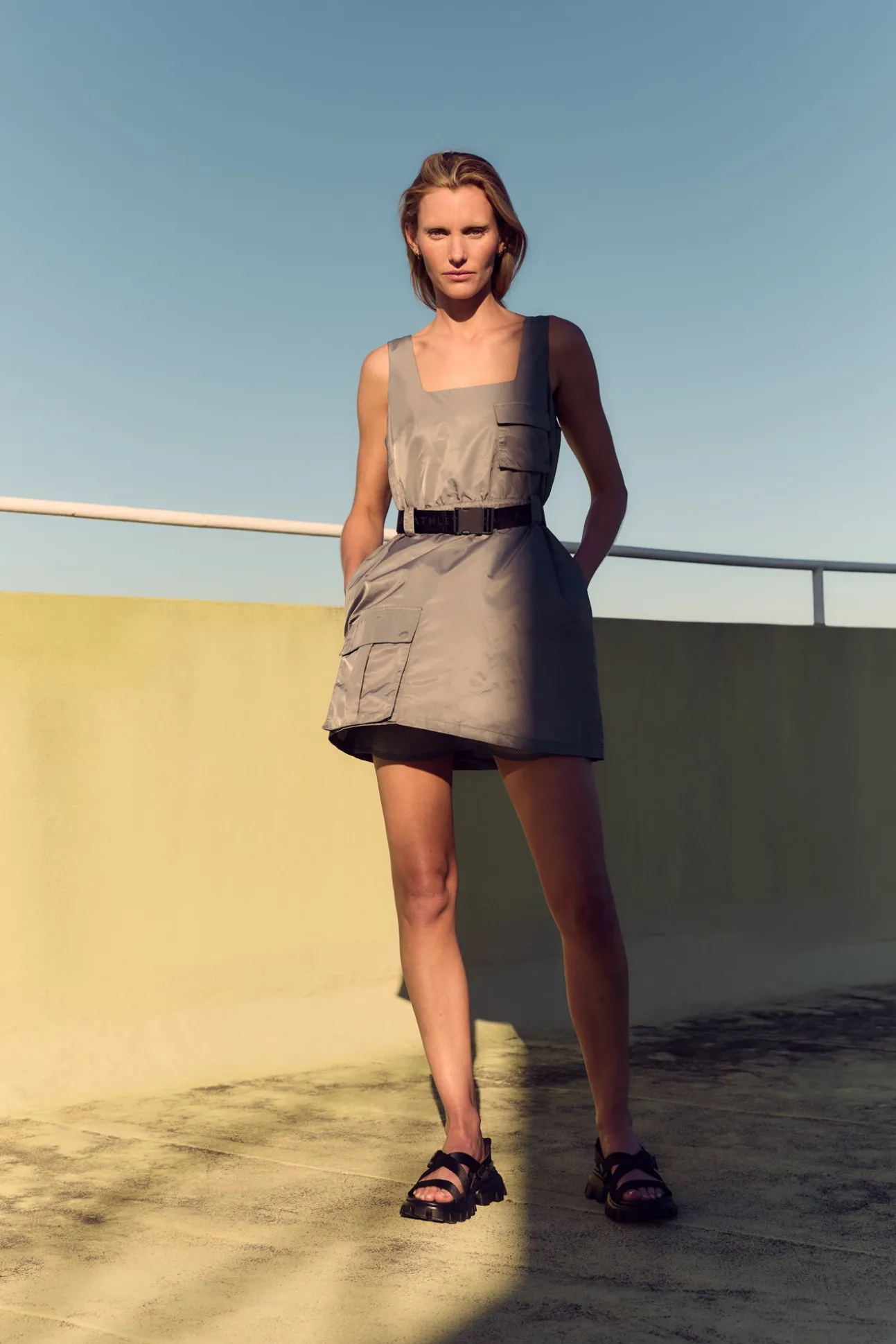 spray_bubble_hem_dress__3.webp Spray Bubble Hem Dress 818
