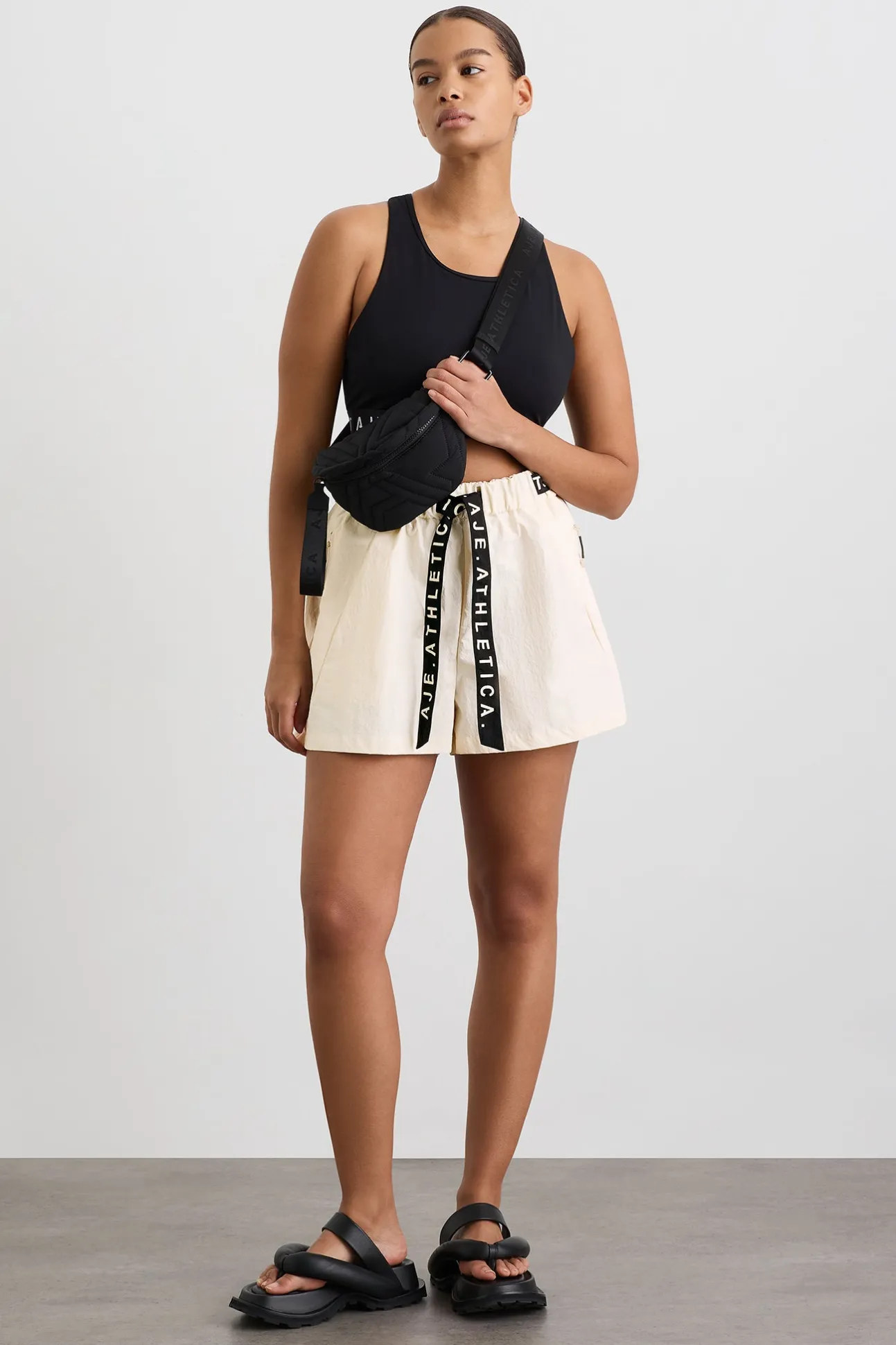 spray_shorts__6.webp Spray Shorts 608