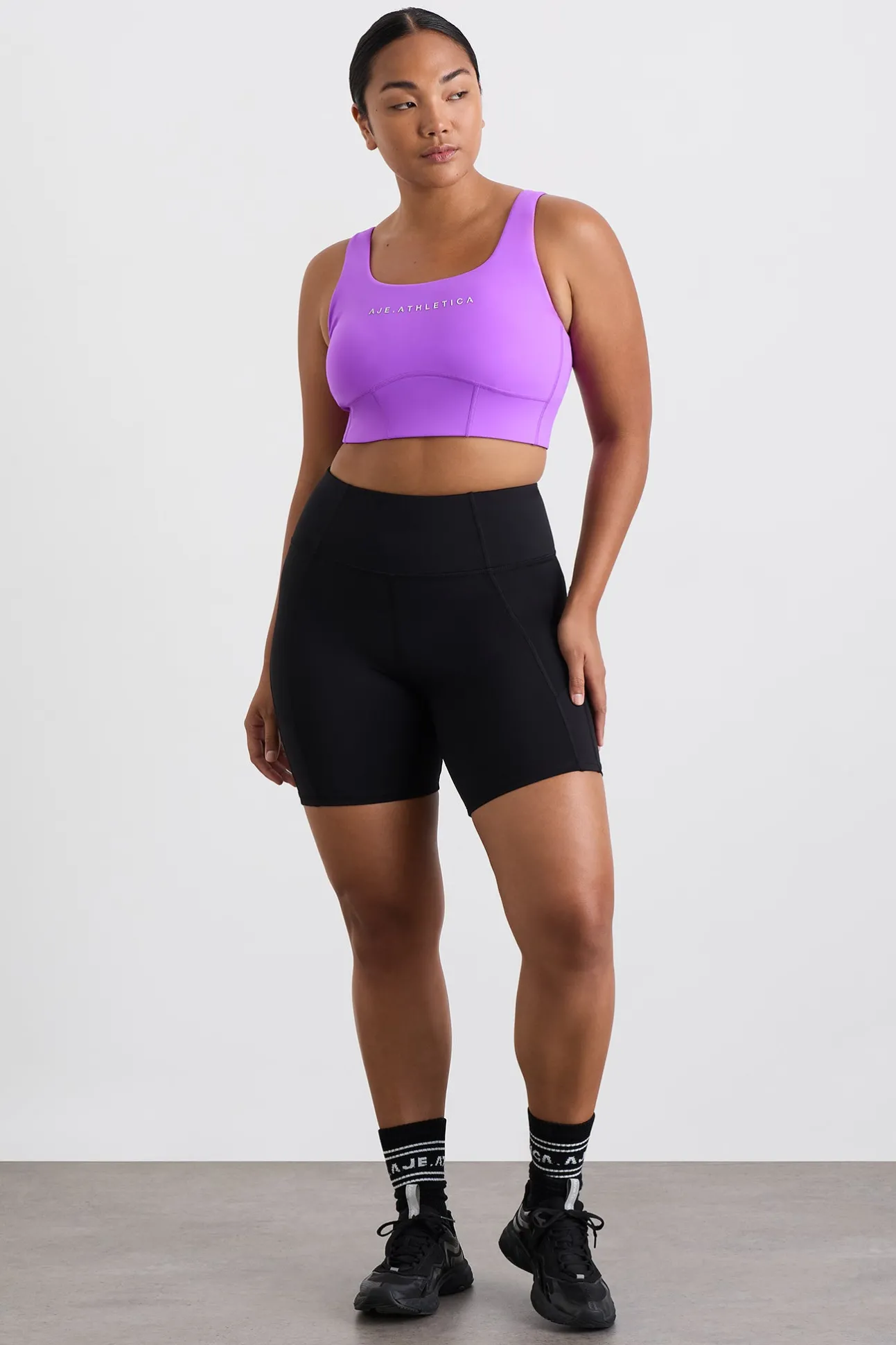 square_neck_bra__7.webp Square Neck Bra 347