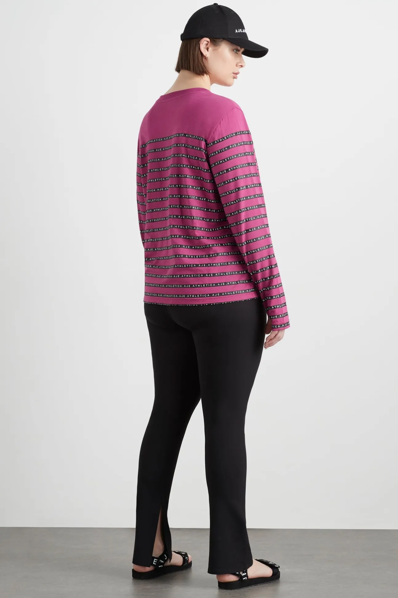 stripe_logo_long_sleeve_t_12.webp Stripe Logo Long Sleeve T-Shirt 127