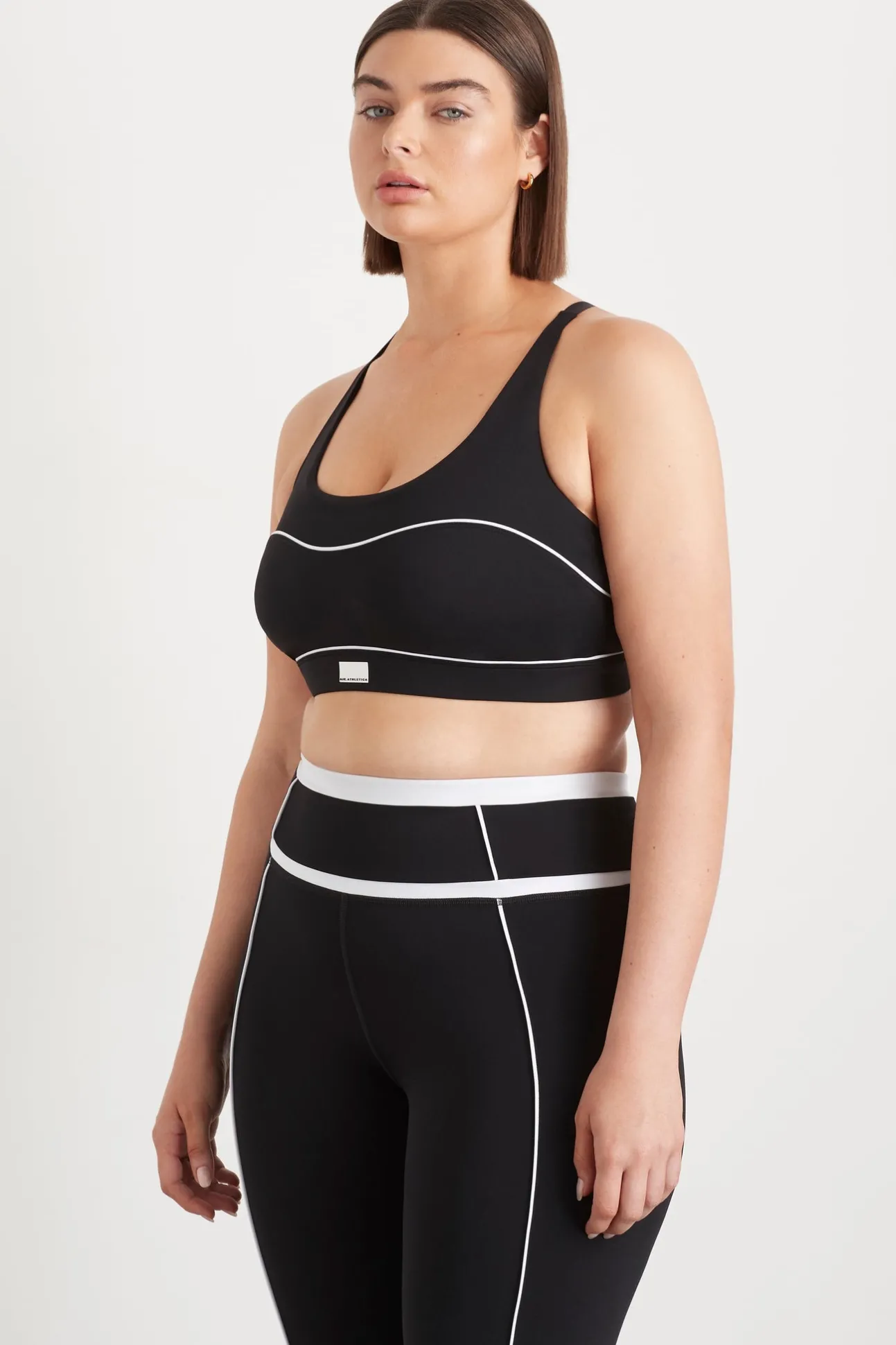 sweetheart_piping_bra__12-1.webp Sweetheart Piping Bra 330