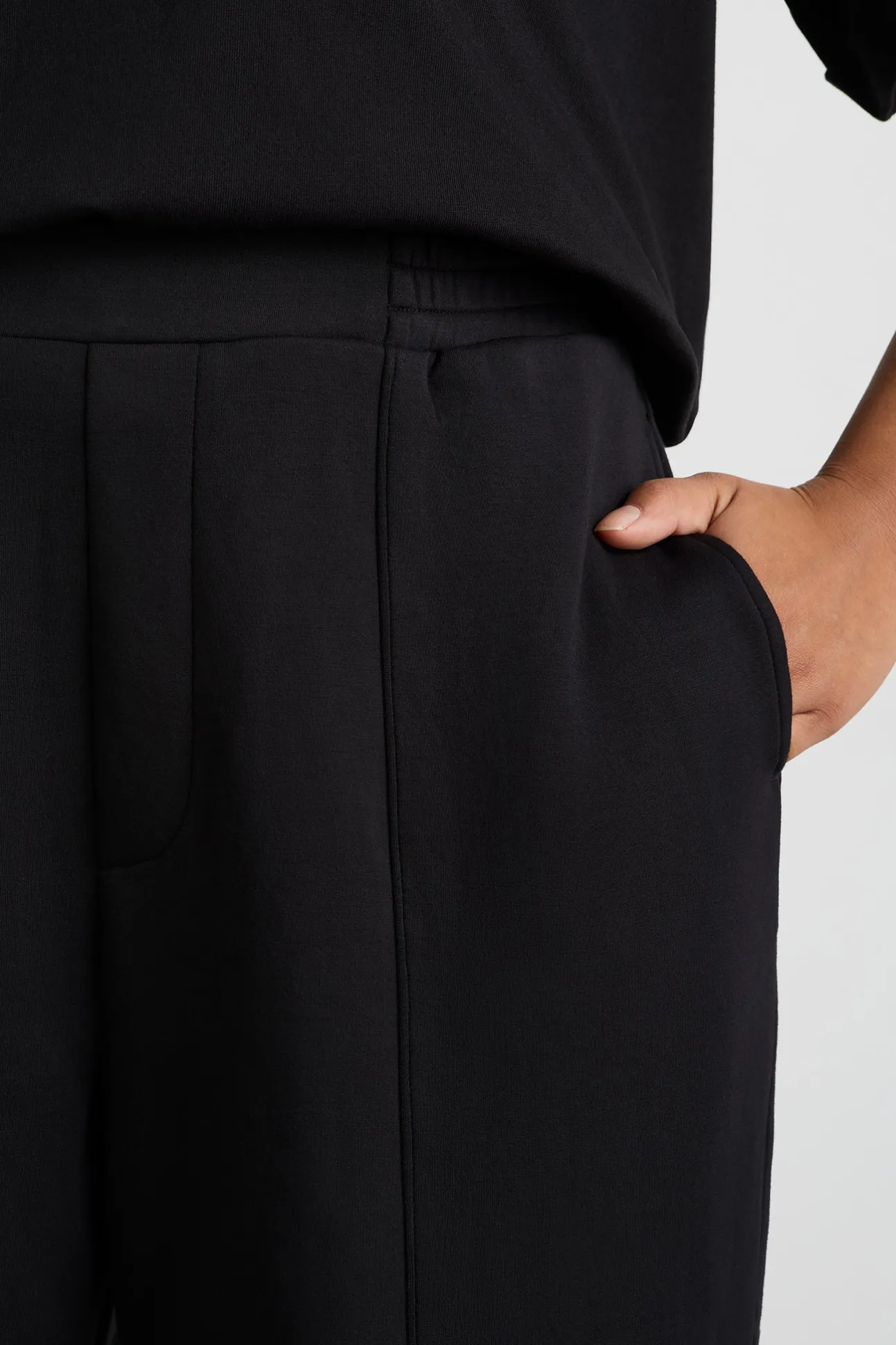 tailored_track_pants__7.webp Tailored Track Pants 514