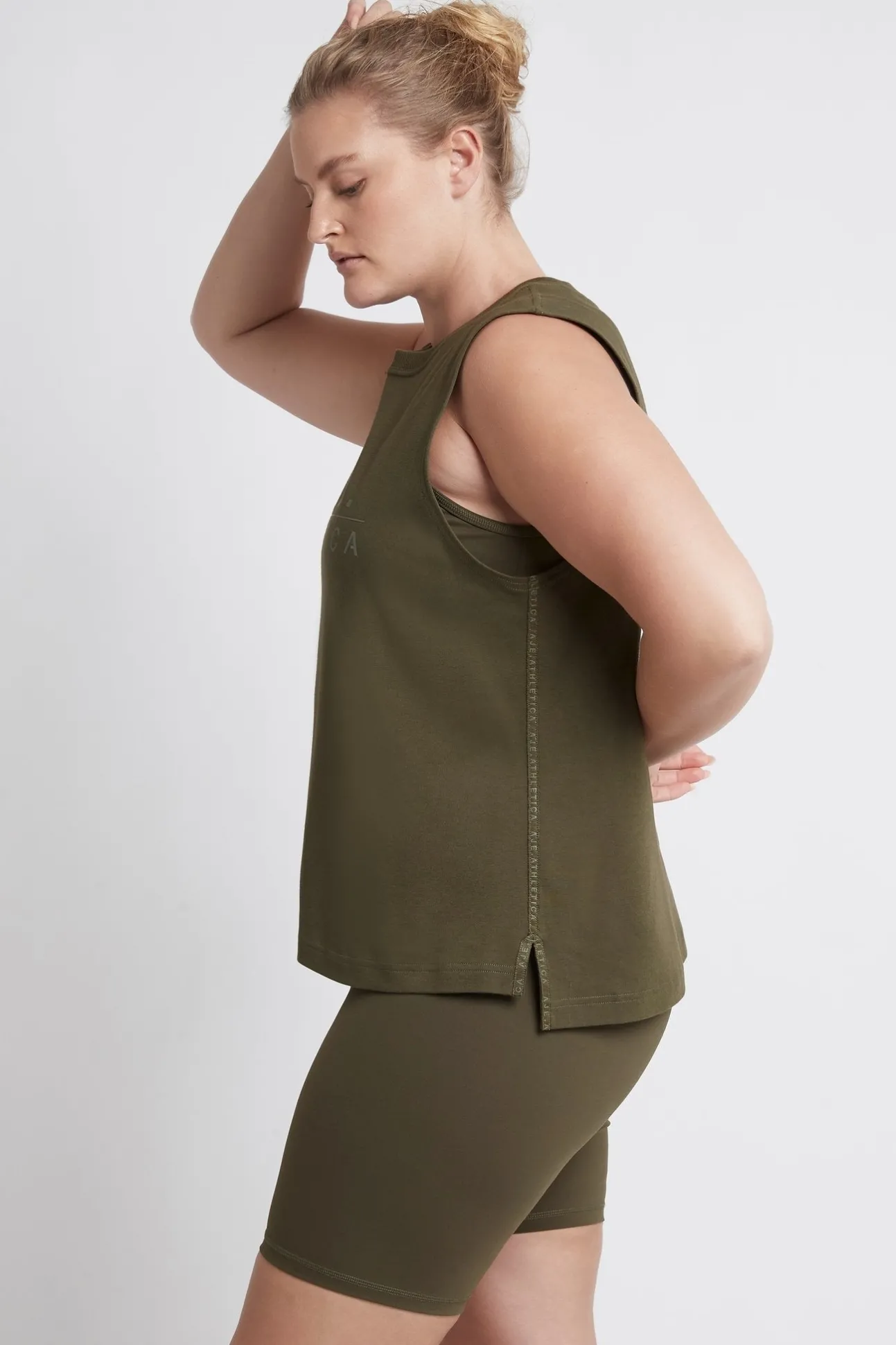 tank_top__13.webp Tank Top 009