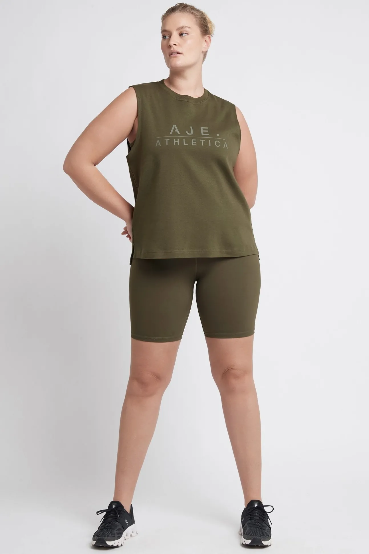 tank_top__15.webp Tank Top 009