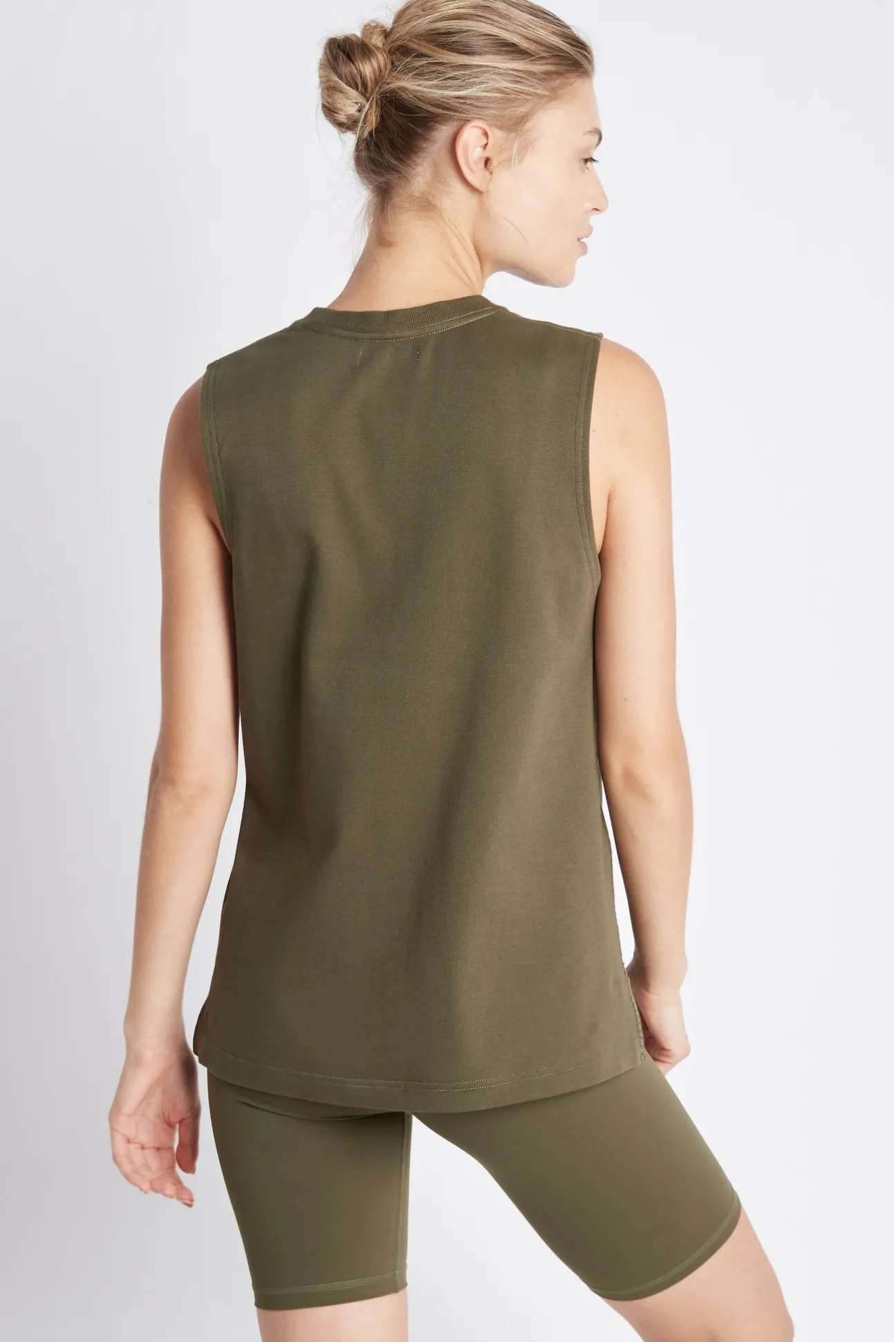 tank_top__4.webp Tank Top 009