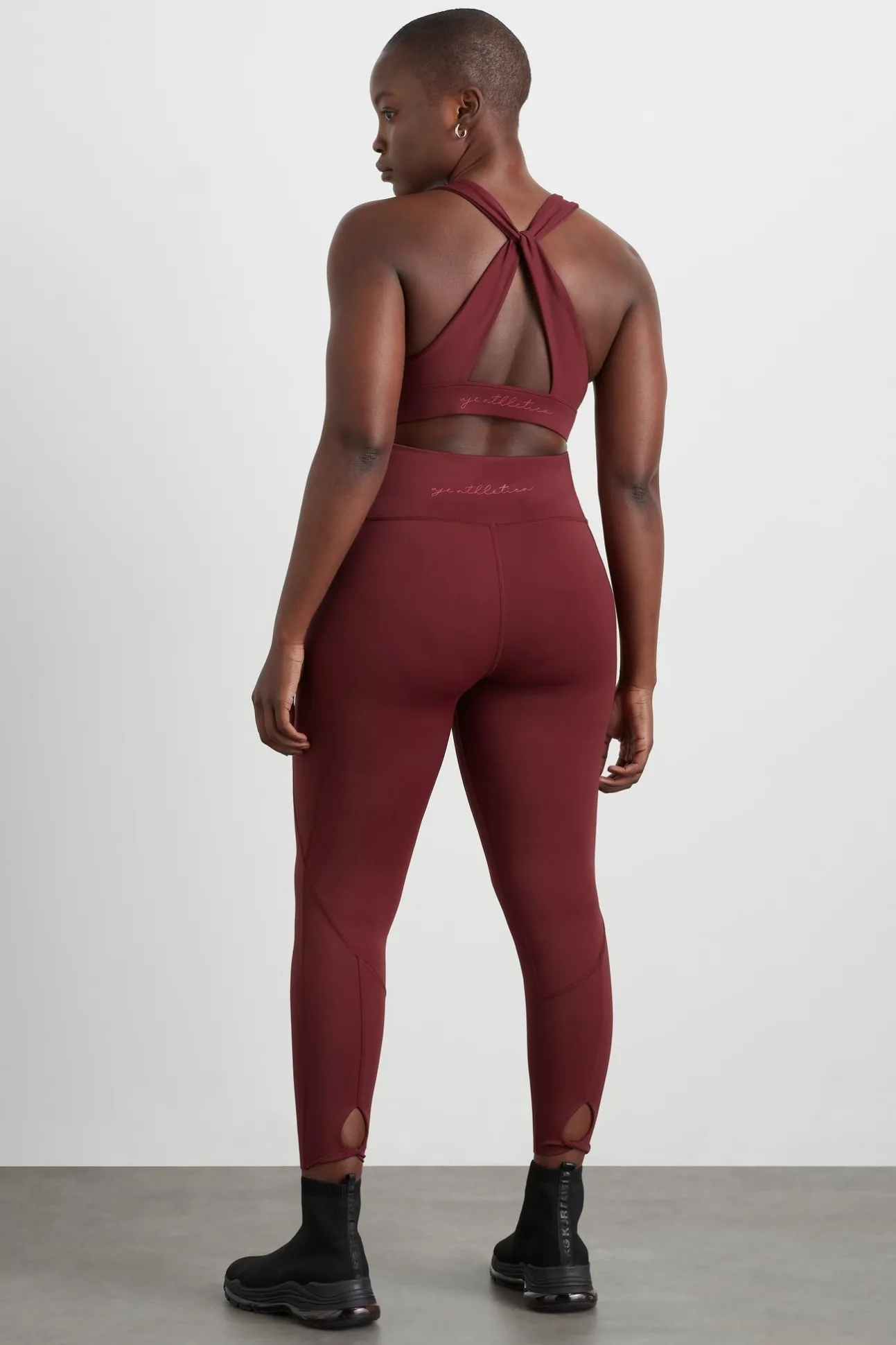 twist_back_sports_bra__10.webp Twist Back Sports Bra 335
