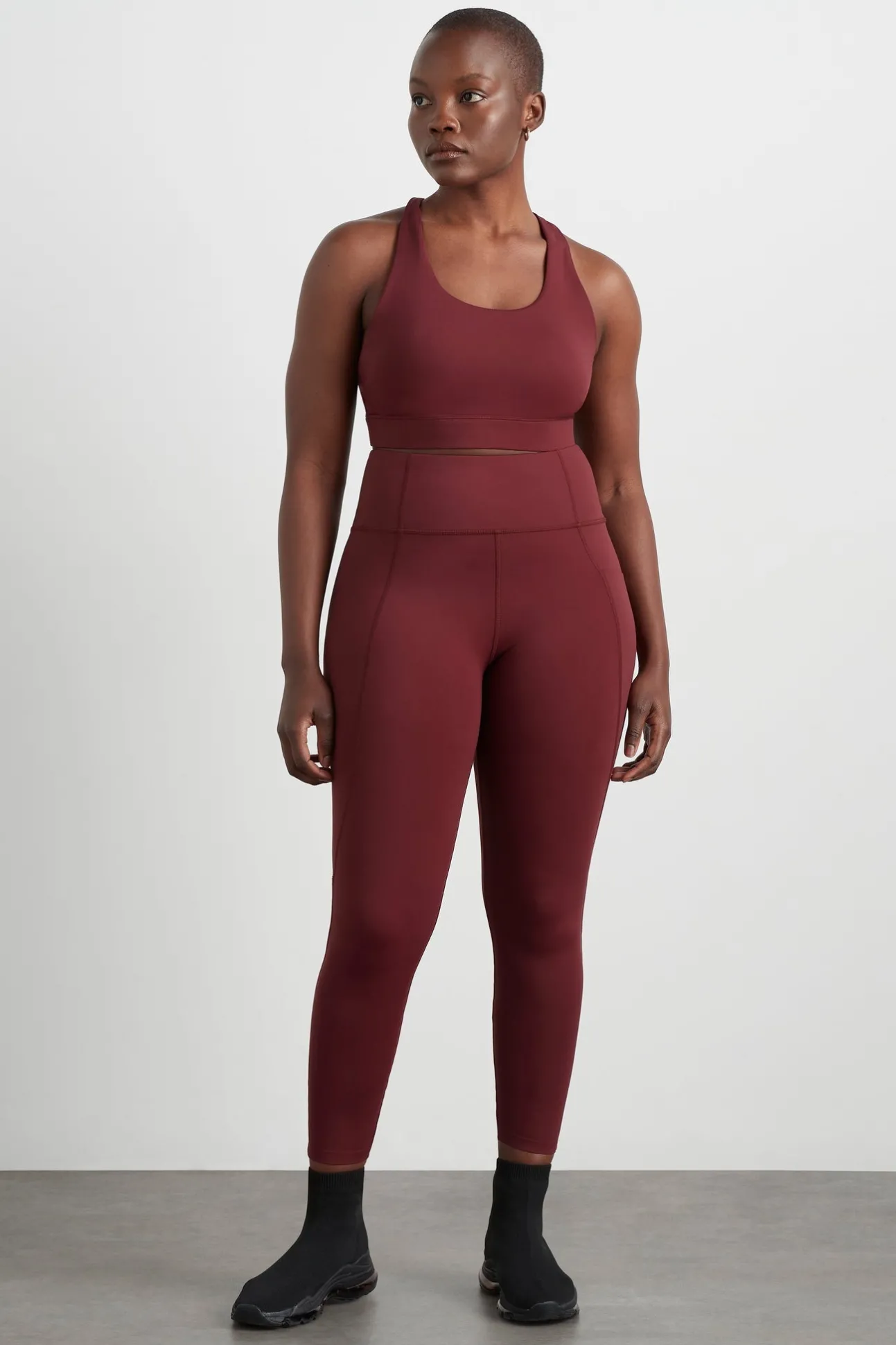 twist_back_sports_bra__7.webp Twist Back Sports Bra 335