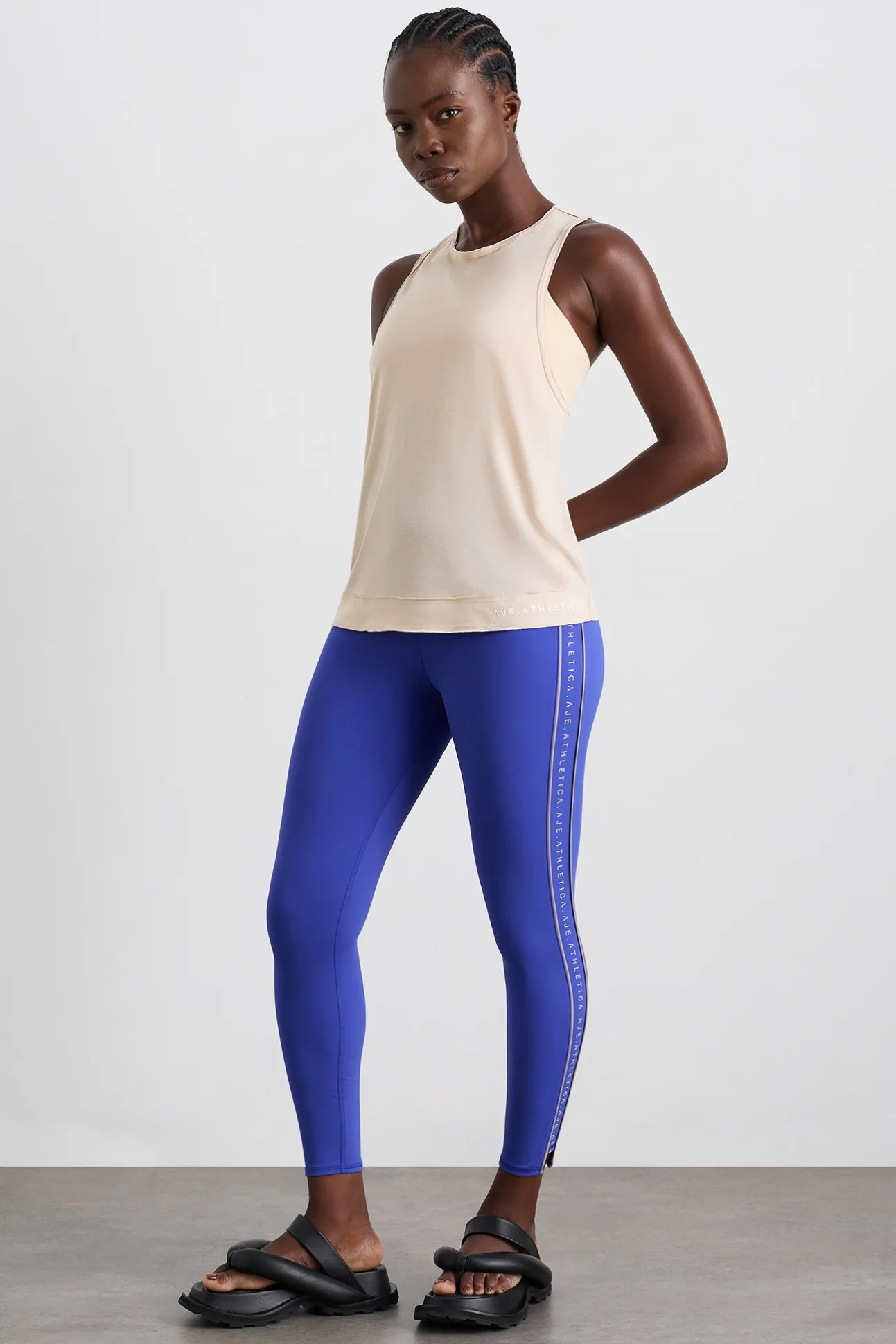 twist_back_tank__2.webp Twist Back Tank 137