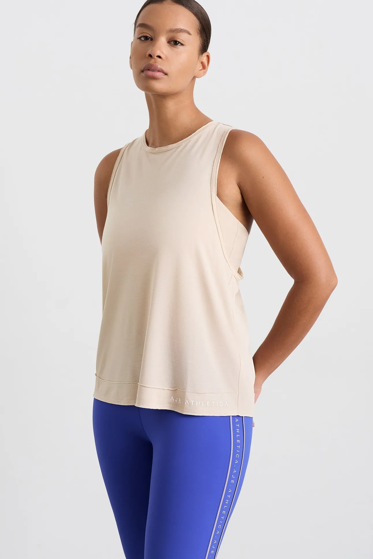 twist_back_tank__8.webp Twist Back Tank 137