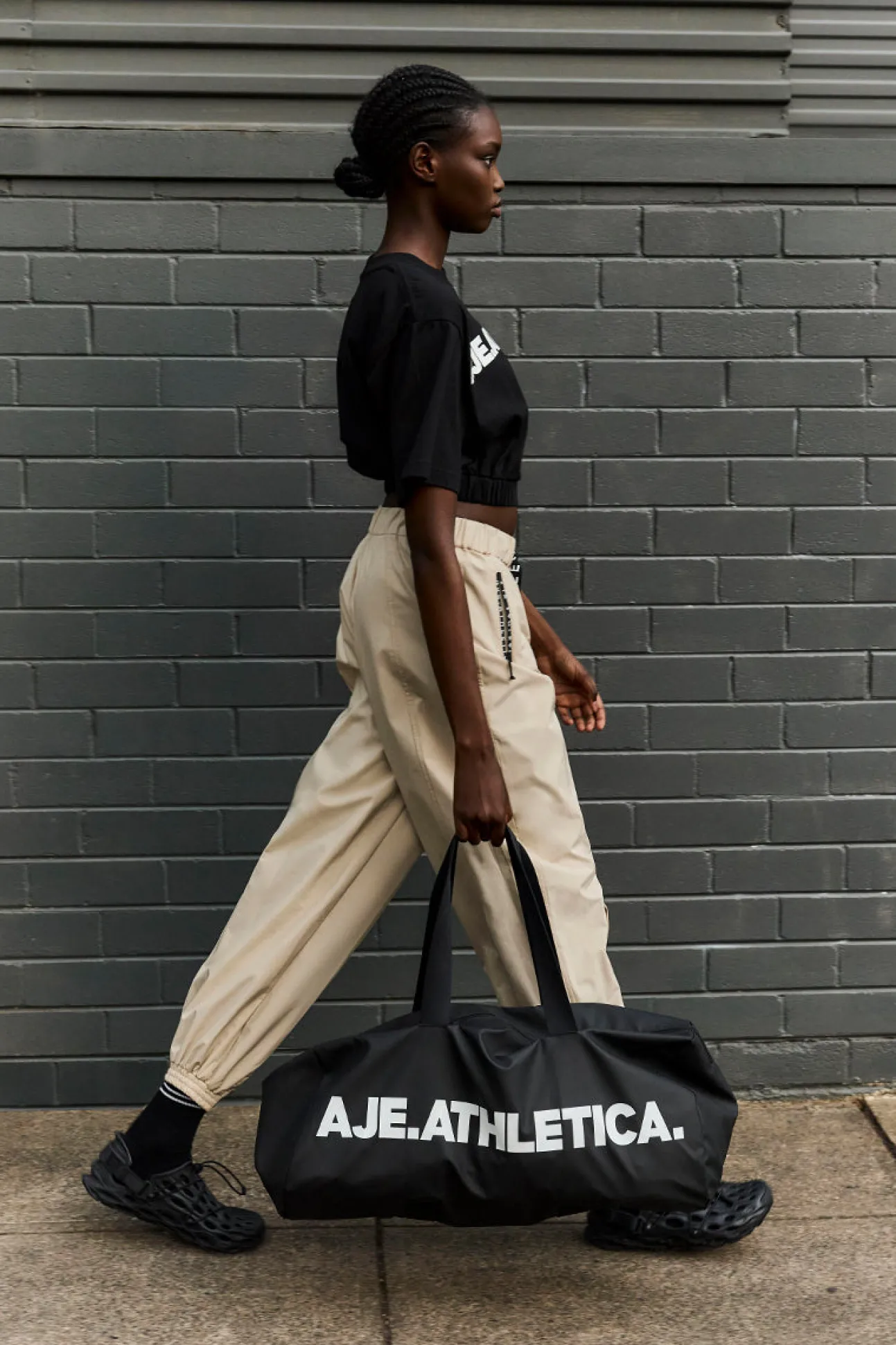 weekender_duffle_bag__3.webp Weekender Duffle Bag 945