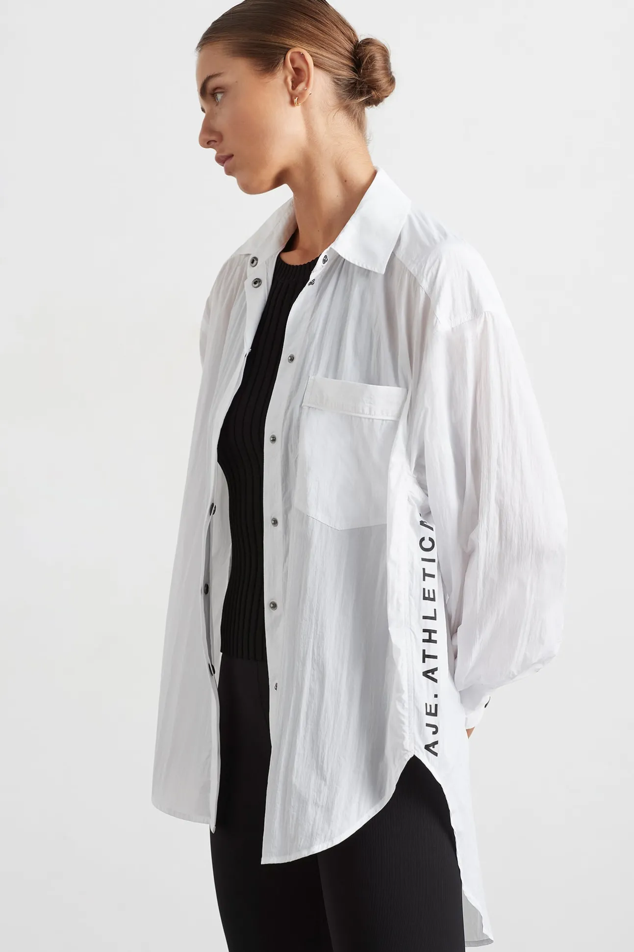 windbreaker_shirt__0.webp Windbreaker Shirt 406
