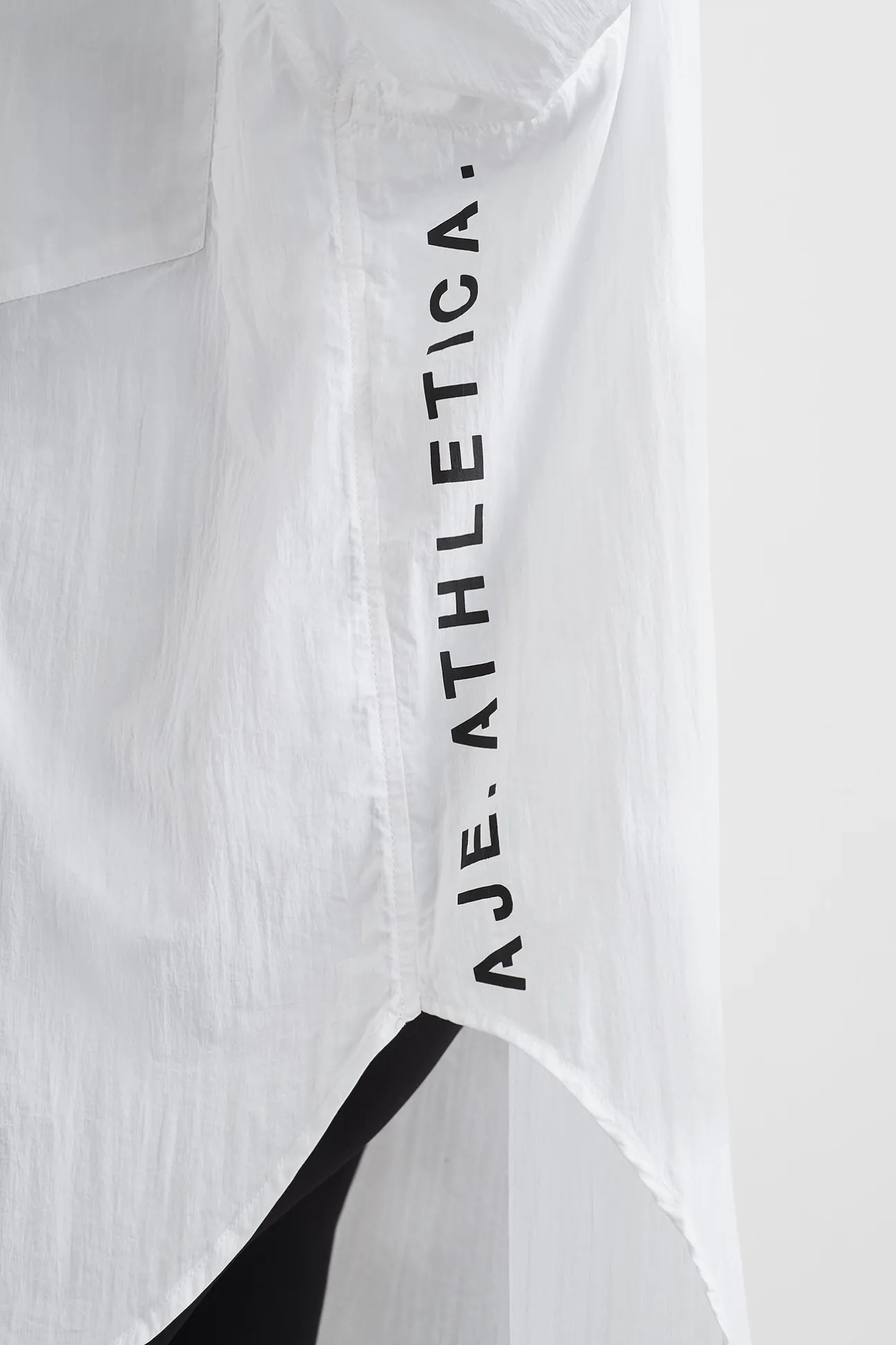windbreaker_shirt__9.webp Windbreaker Shirt 406