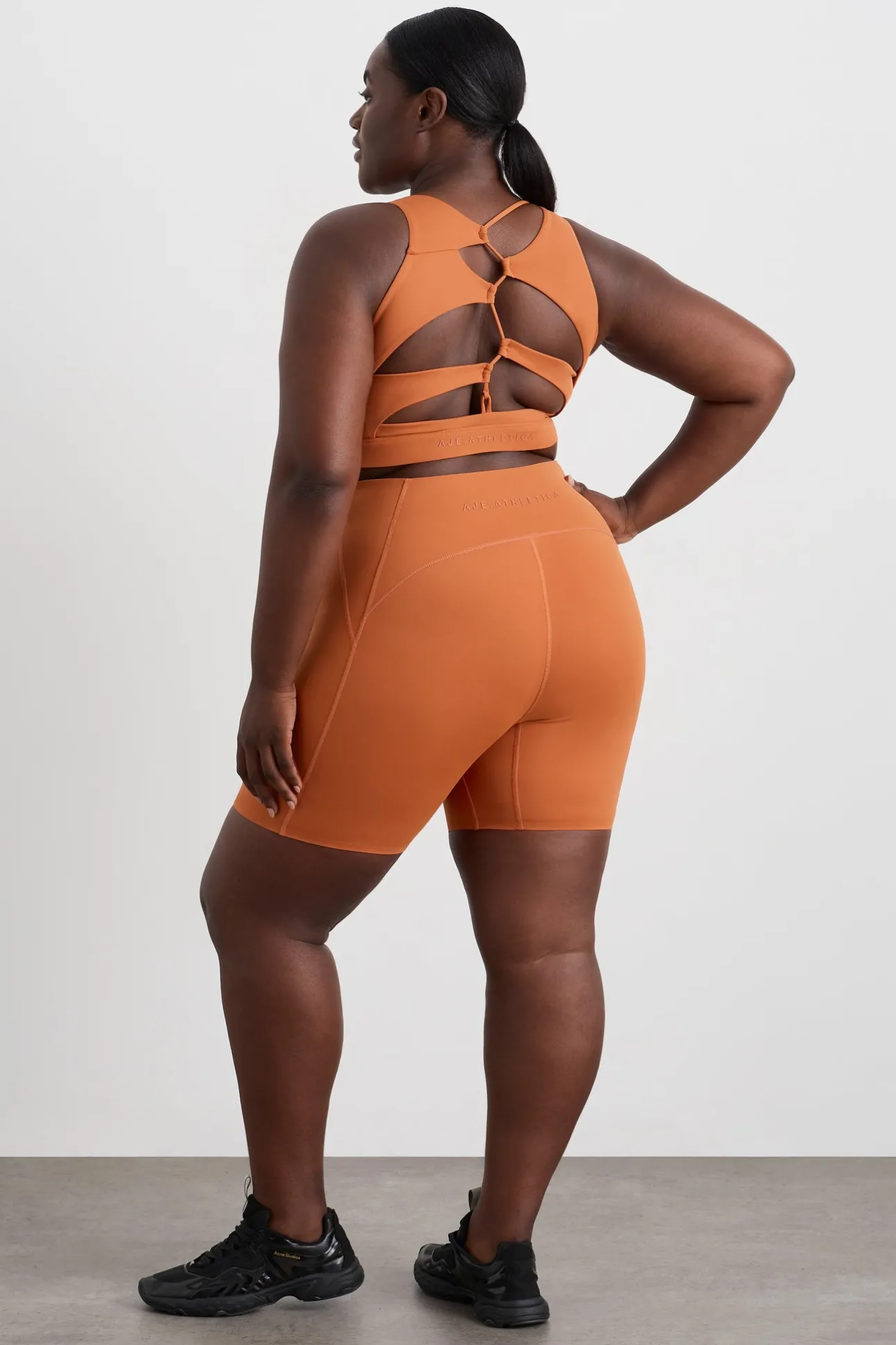 winding_road_high_neck_br_13.webp Winding Road High Neck Bra 364