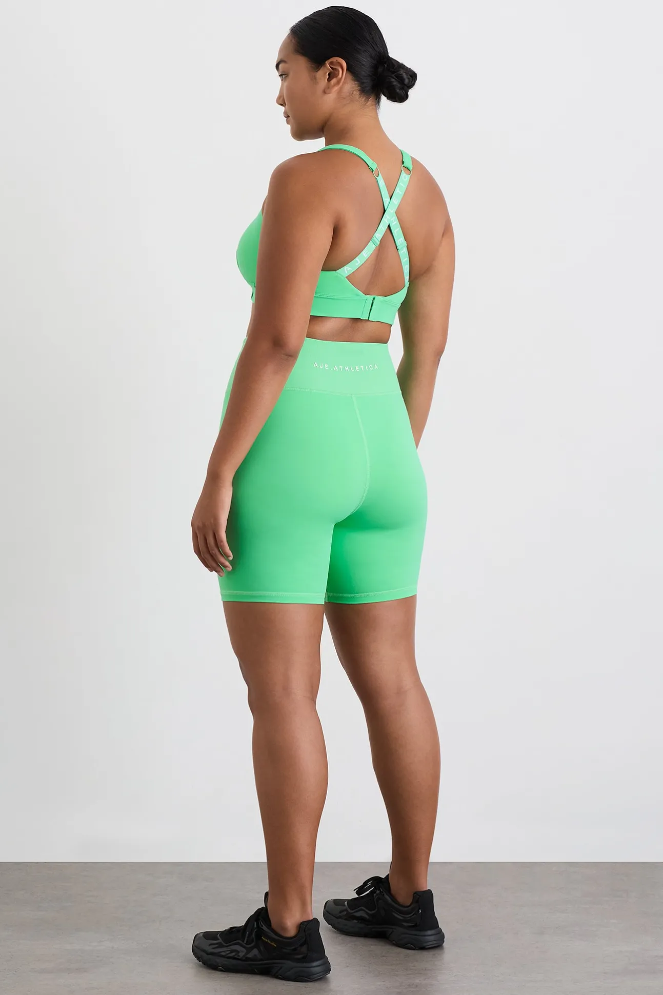wrap_front_bike_short__10.webp Wrap Front Bike Short 614
