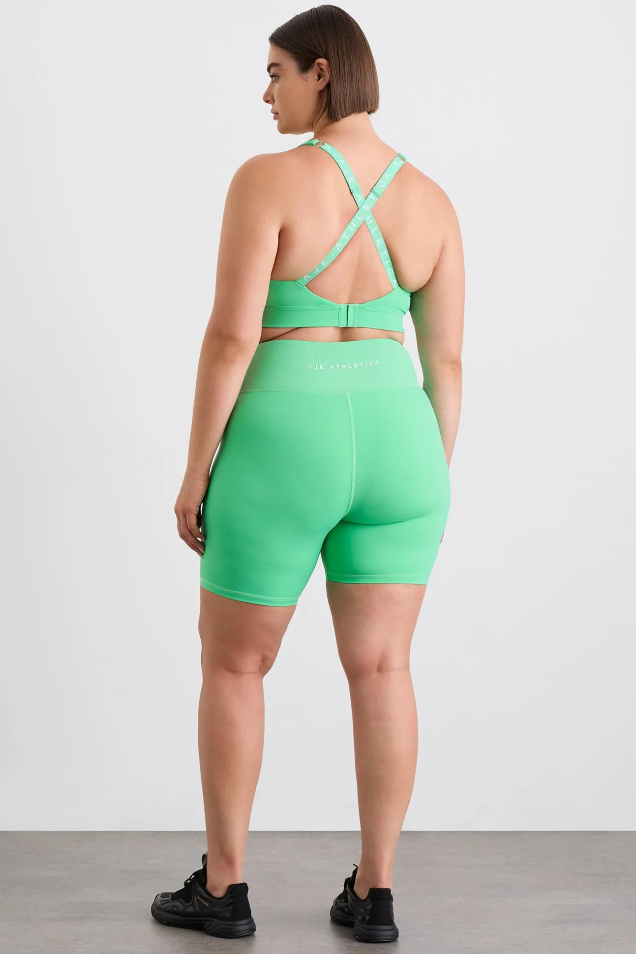 wrap_front_bike_short__16.webp Wrap Front Bike Short 614