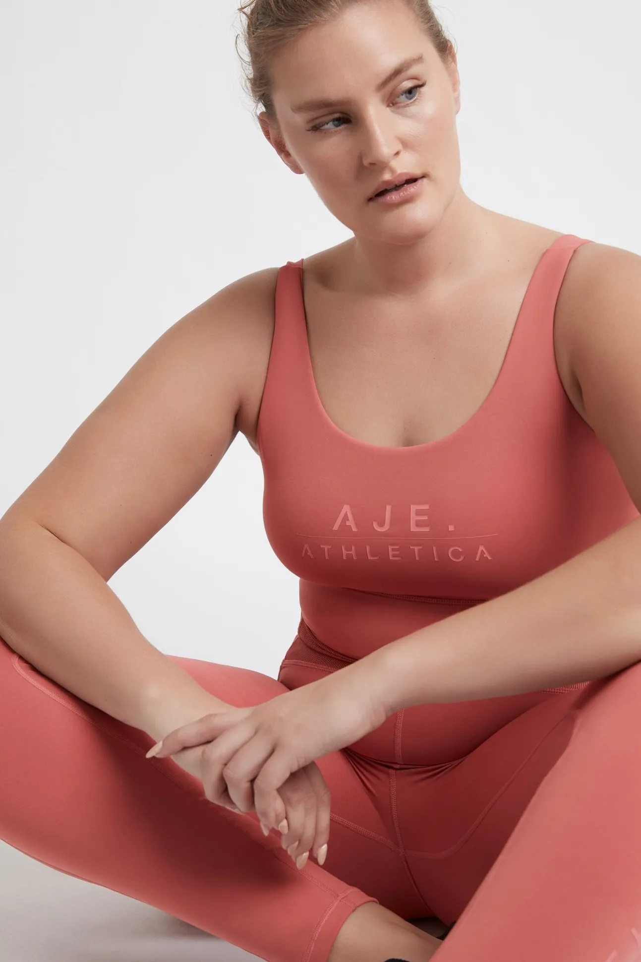 yoga_sports_bra__11.webp Yoga Sports Bra 002