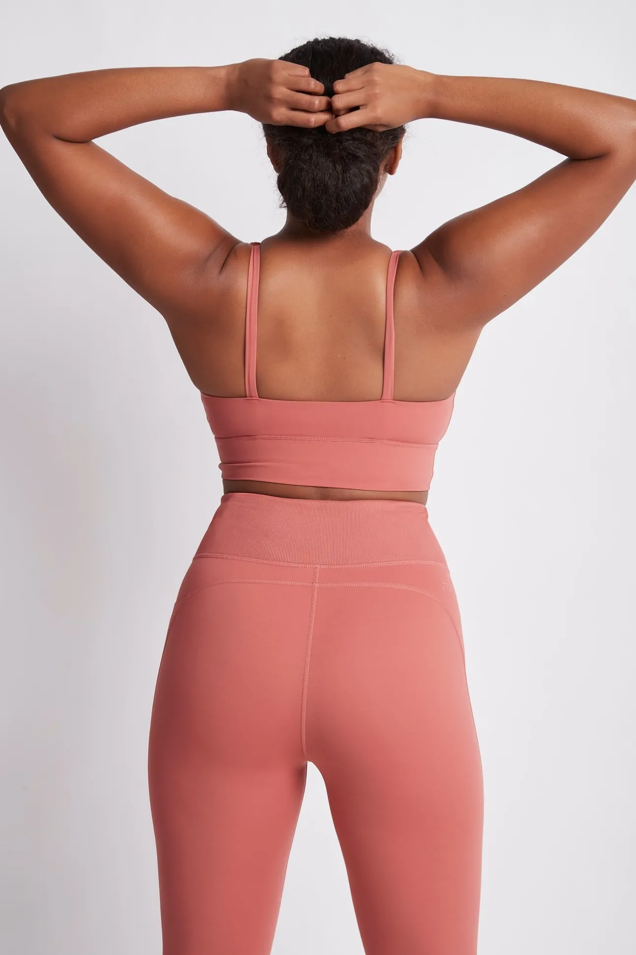 yoga_sports_bra__9.webp Yoga Sports Bra 002